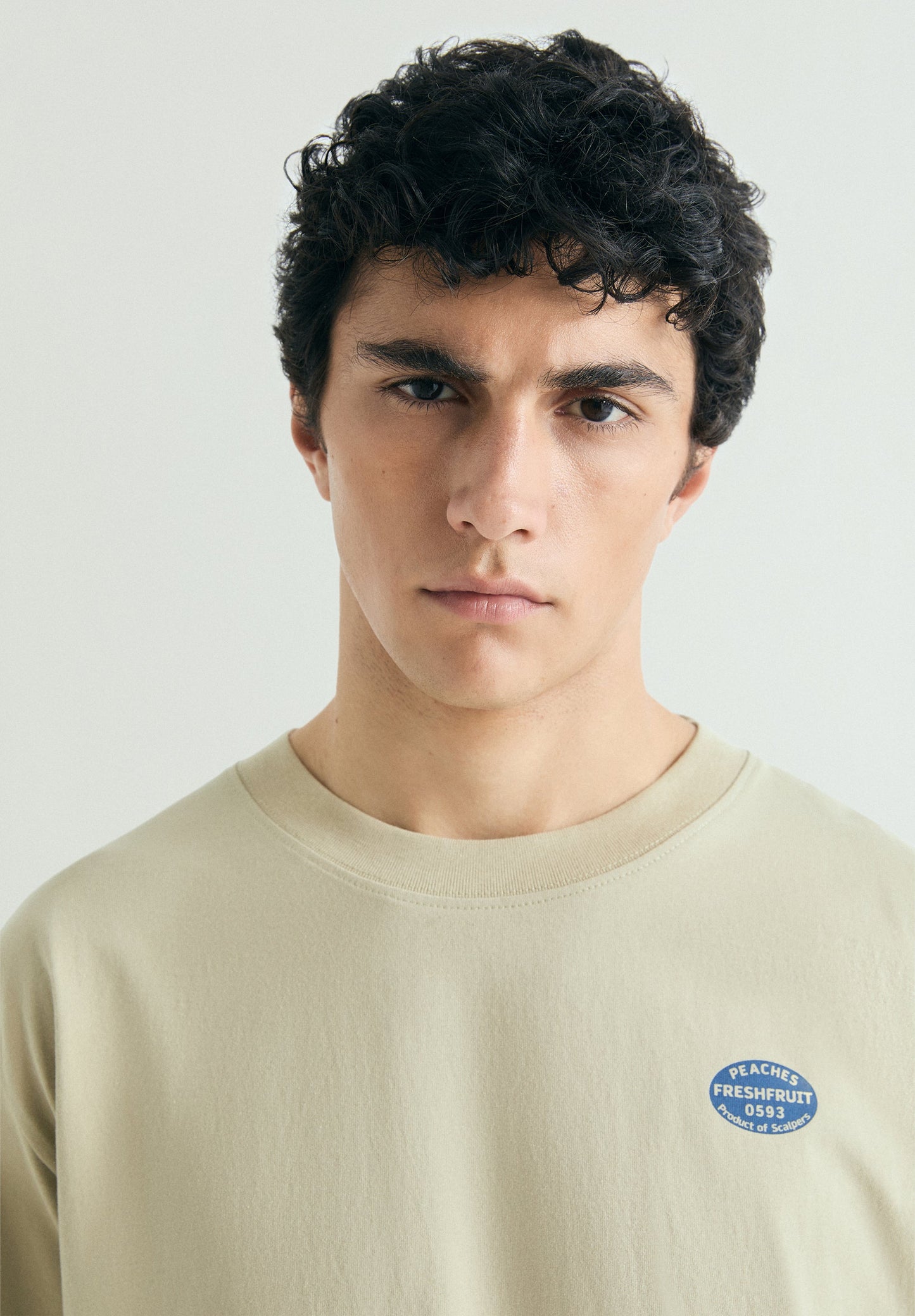 T-SHIRT IMPRIMÉ DANS LE DOS