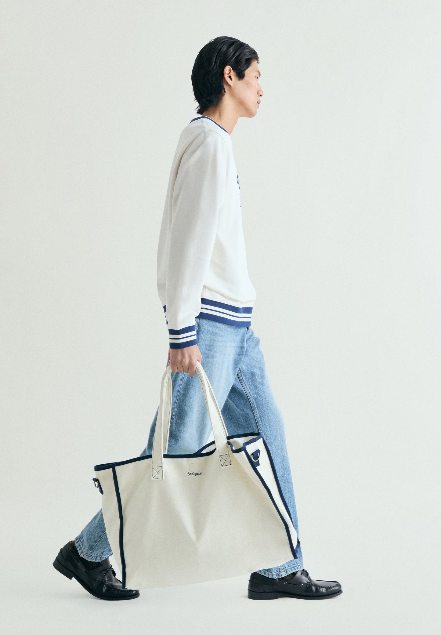 SAIL AWAY SWEATSHIRT