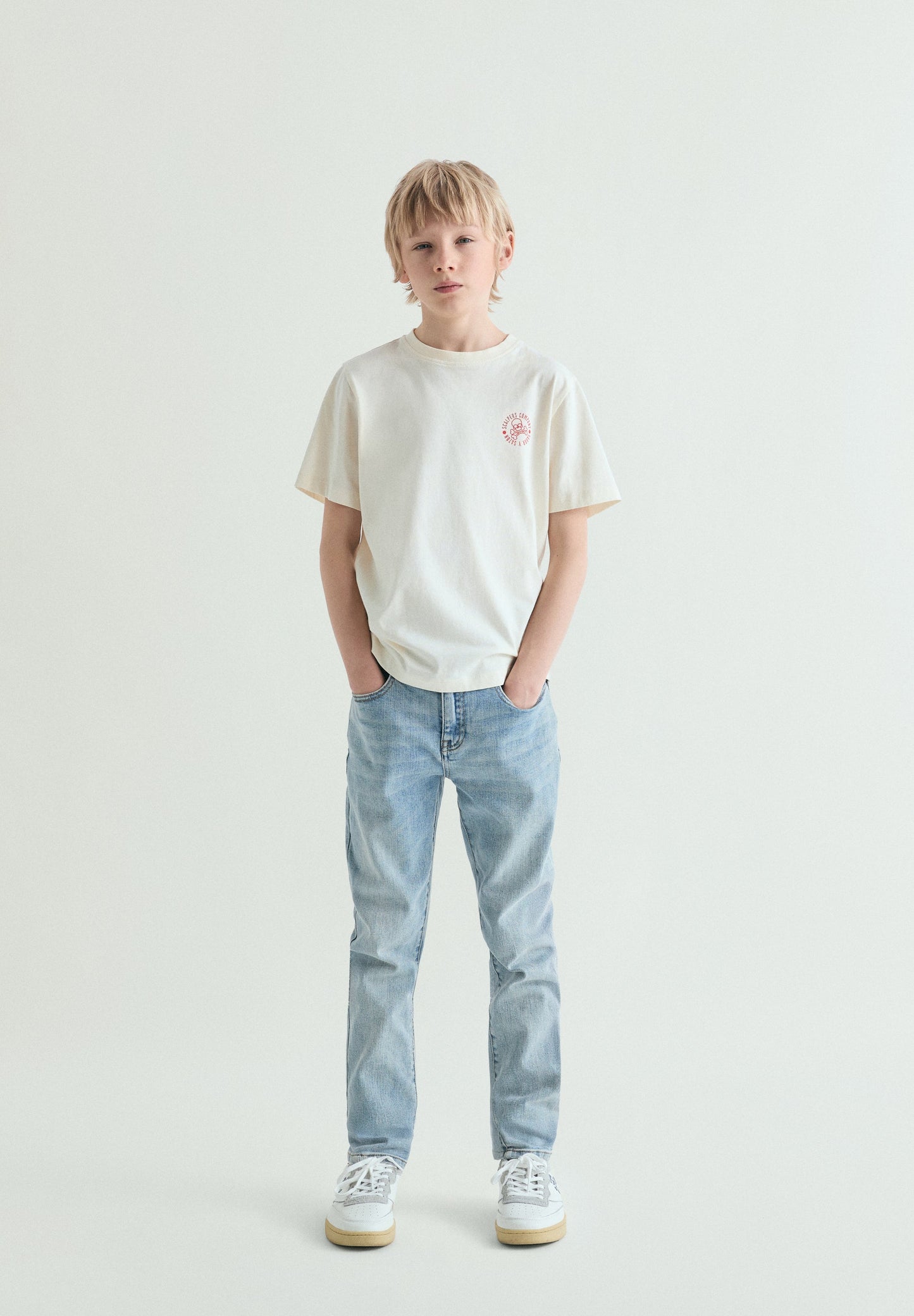 CONTRAST PRINT T-SHIRT