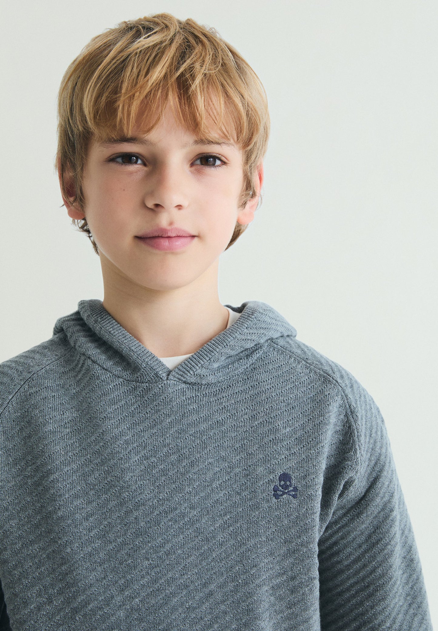 BASIC SKULL SWEATSHIRT