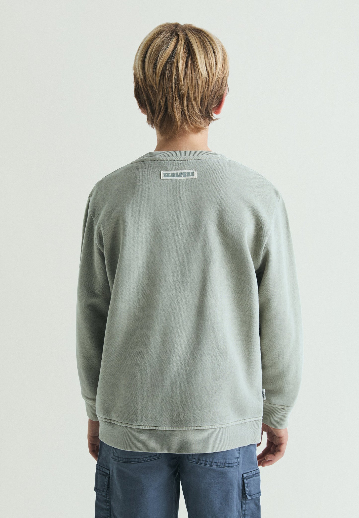 HOODY MIT TOTENKOPF-PRINT