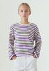 T-SHIRT MIT STREIFEN UND TOTENKOPF