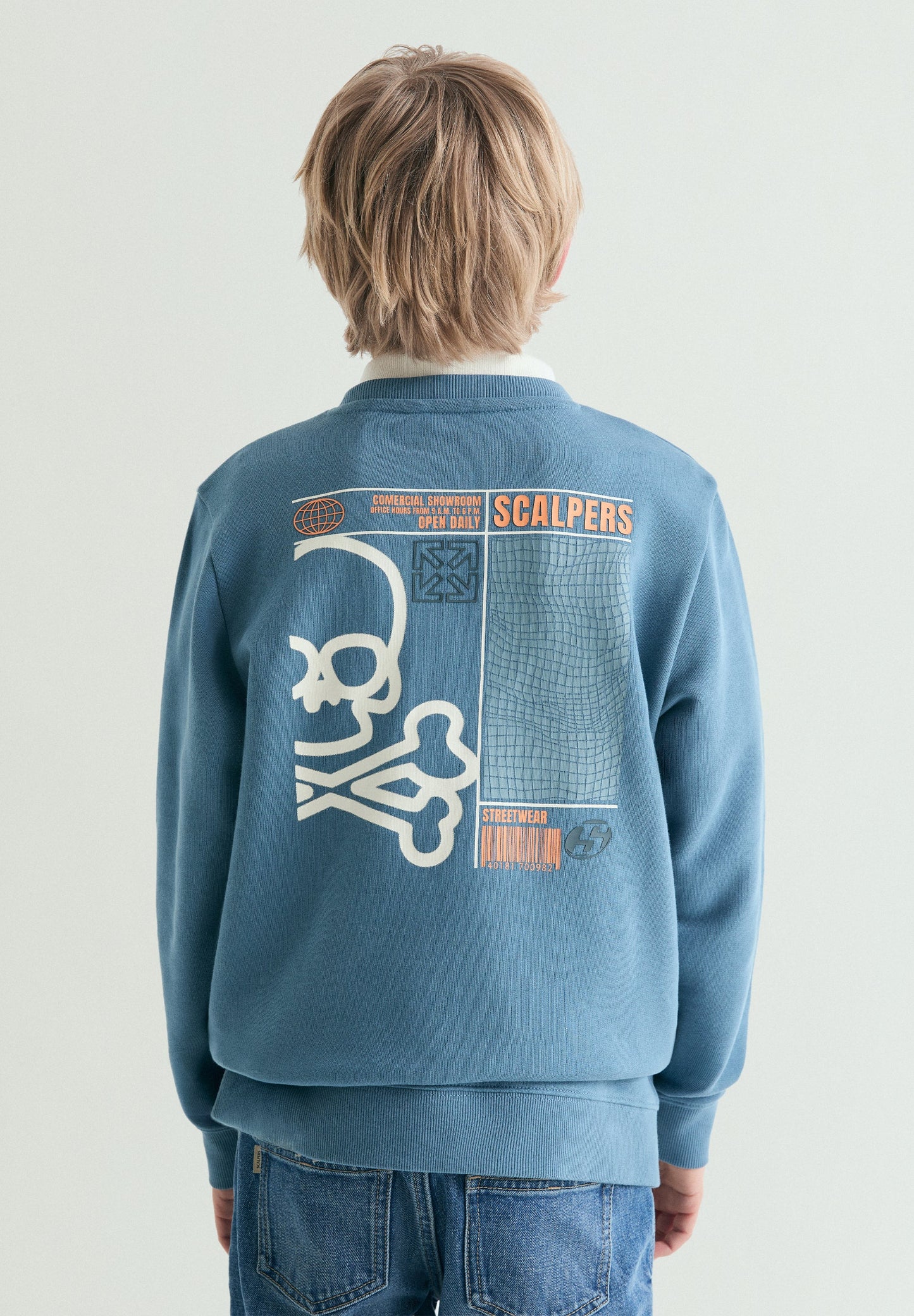 HOODY MIT TOTENKOPF-PRINT