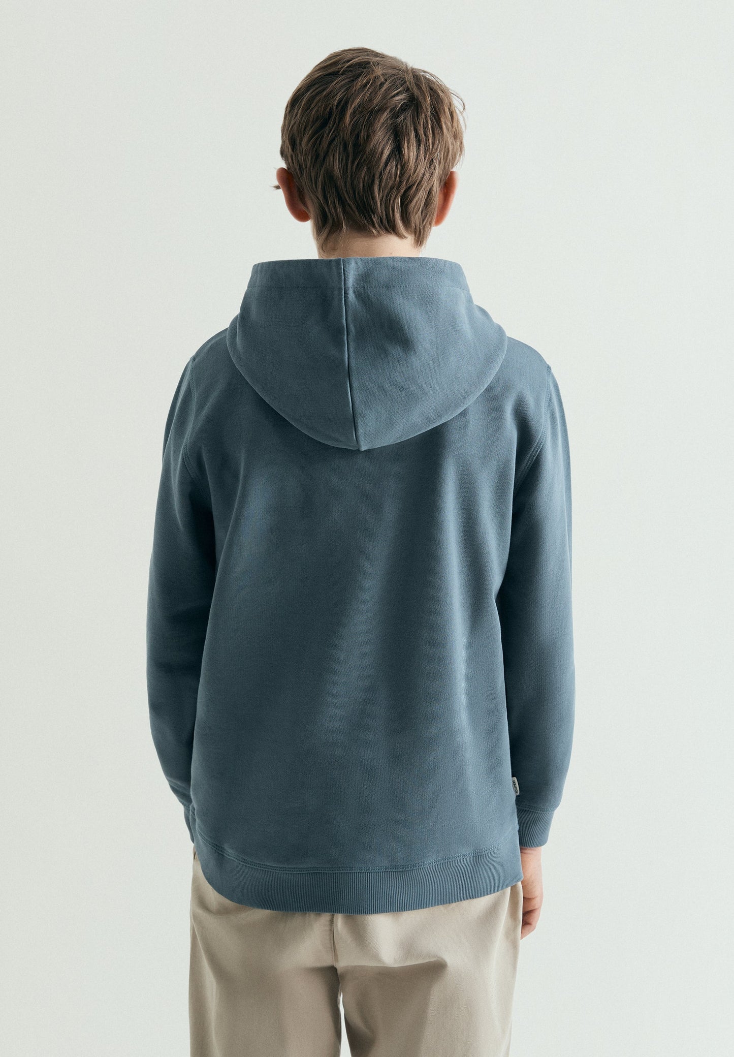 HOODY MIT KAPUZE UND TOTENKOPF-PRINT