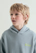 HOODY MIT KAPUZE UND TOTENKOPF-PRINT