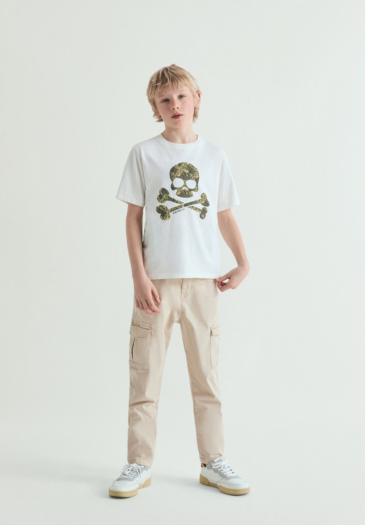 T-SHIRT SKULL IMPRIMÉ TROPICAL