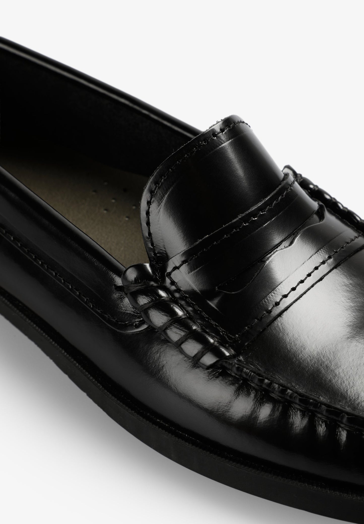 MOCASSINS CLASSIQUES EN CUIR