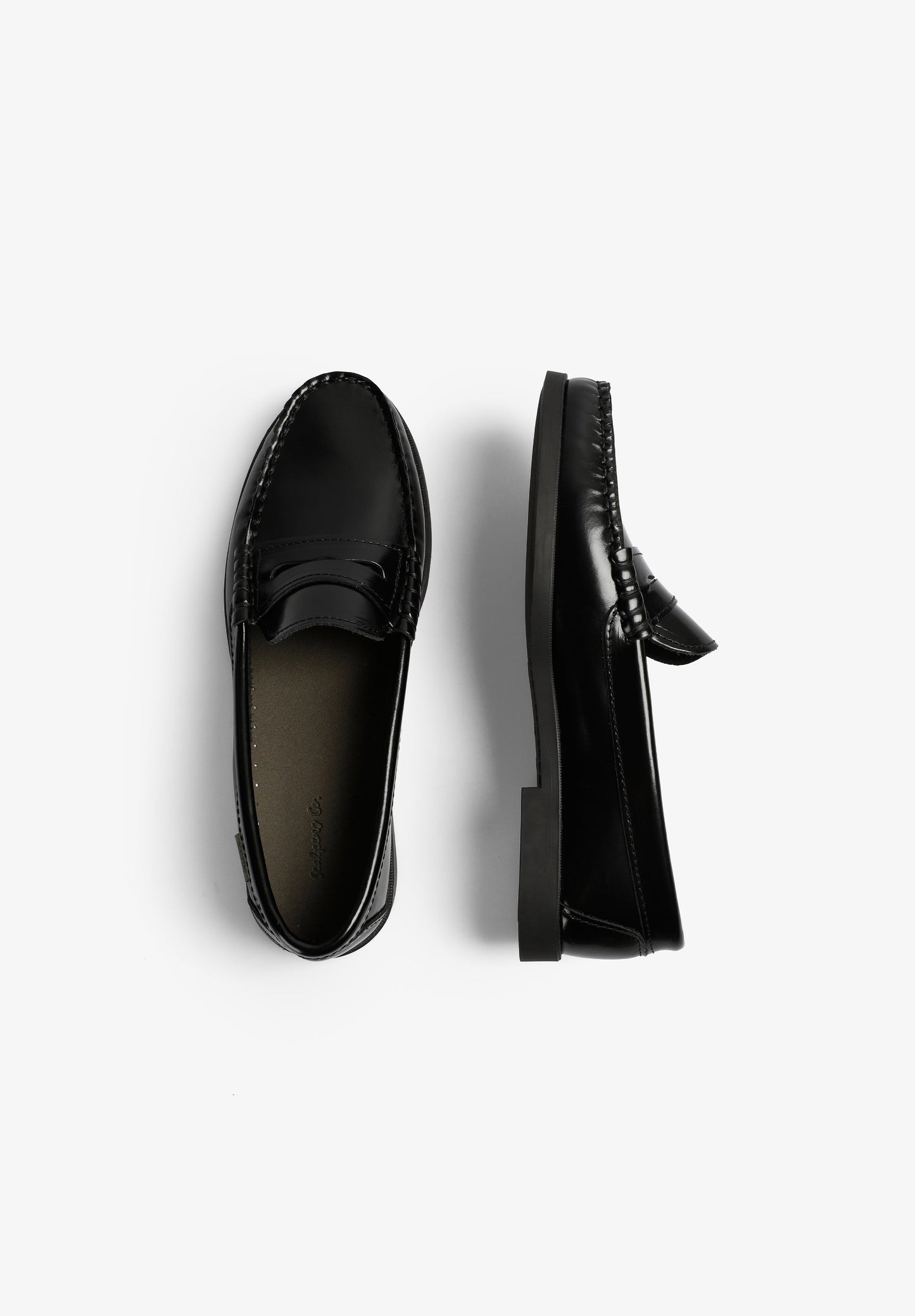 CLASSIC LEATHER LOAFERS