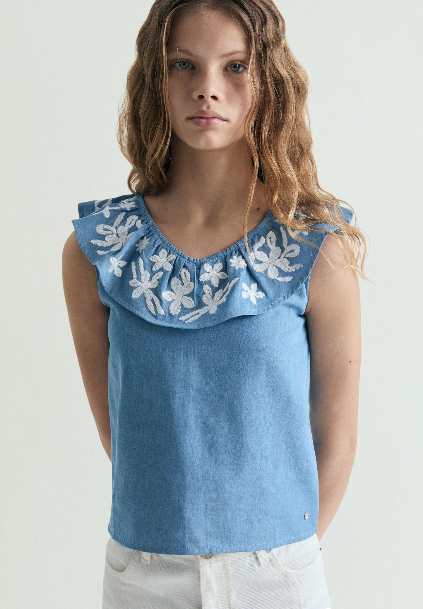 EMBROIDERED DENIM BLOUSE
