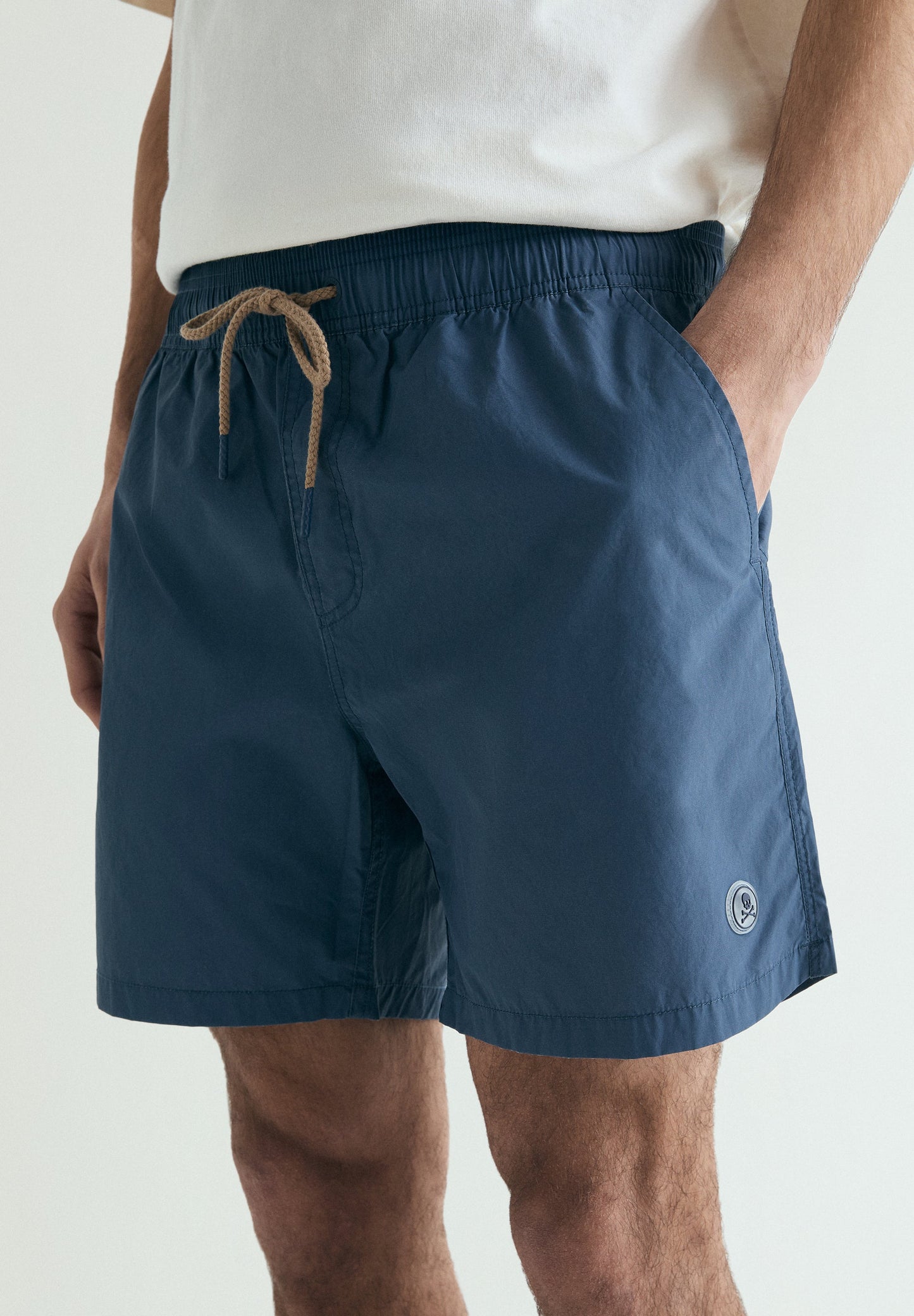 COSTUME BASIC TASCA