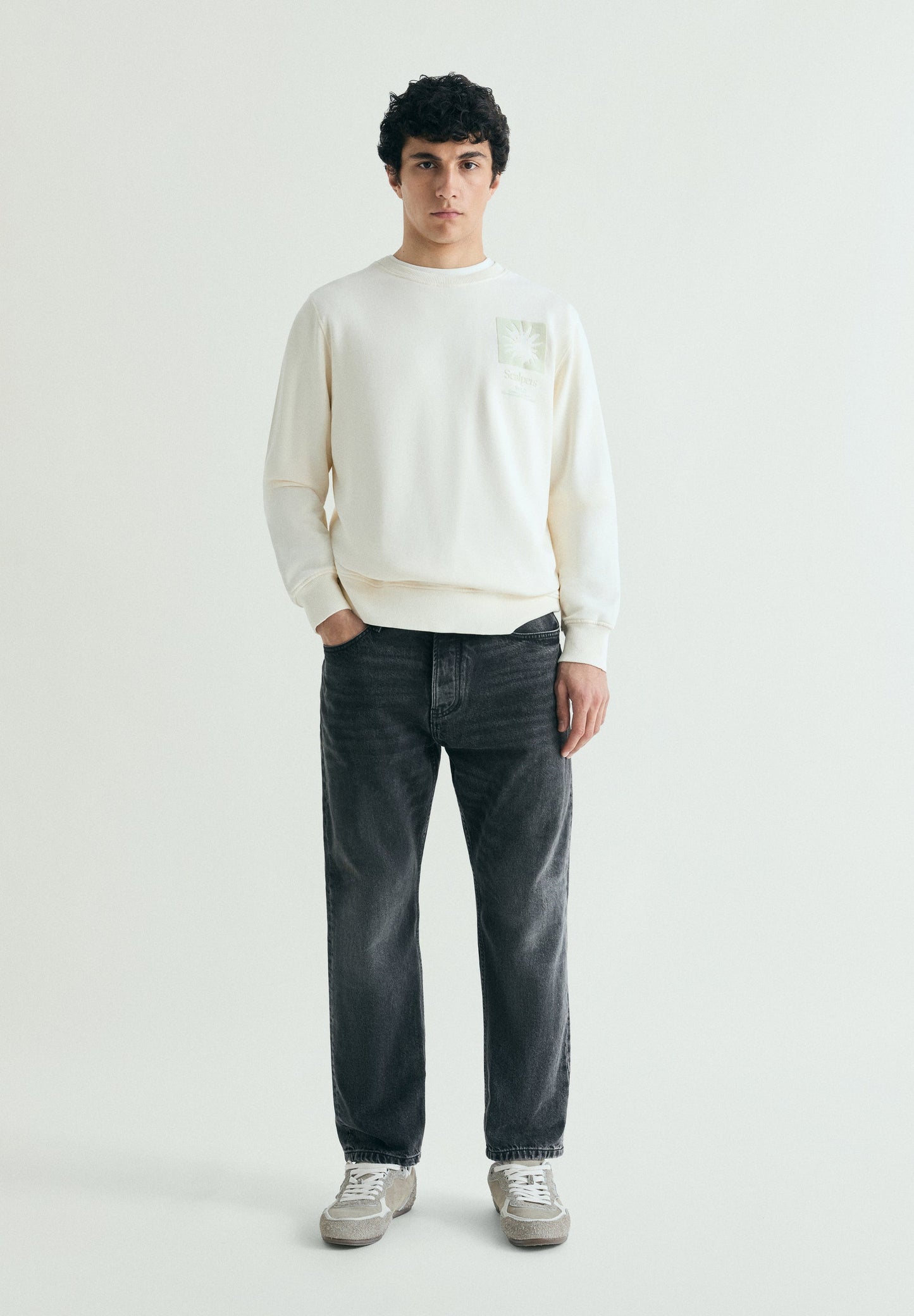 RELAXED FIT PRINTED SWEATSHIRT