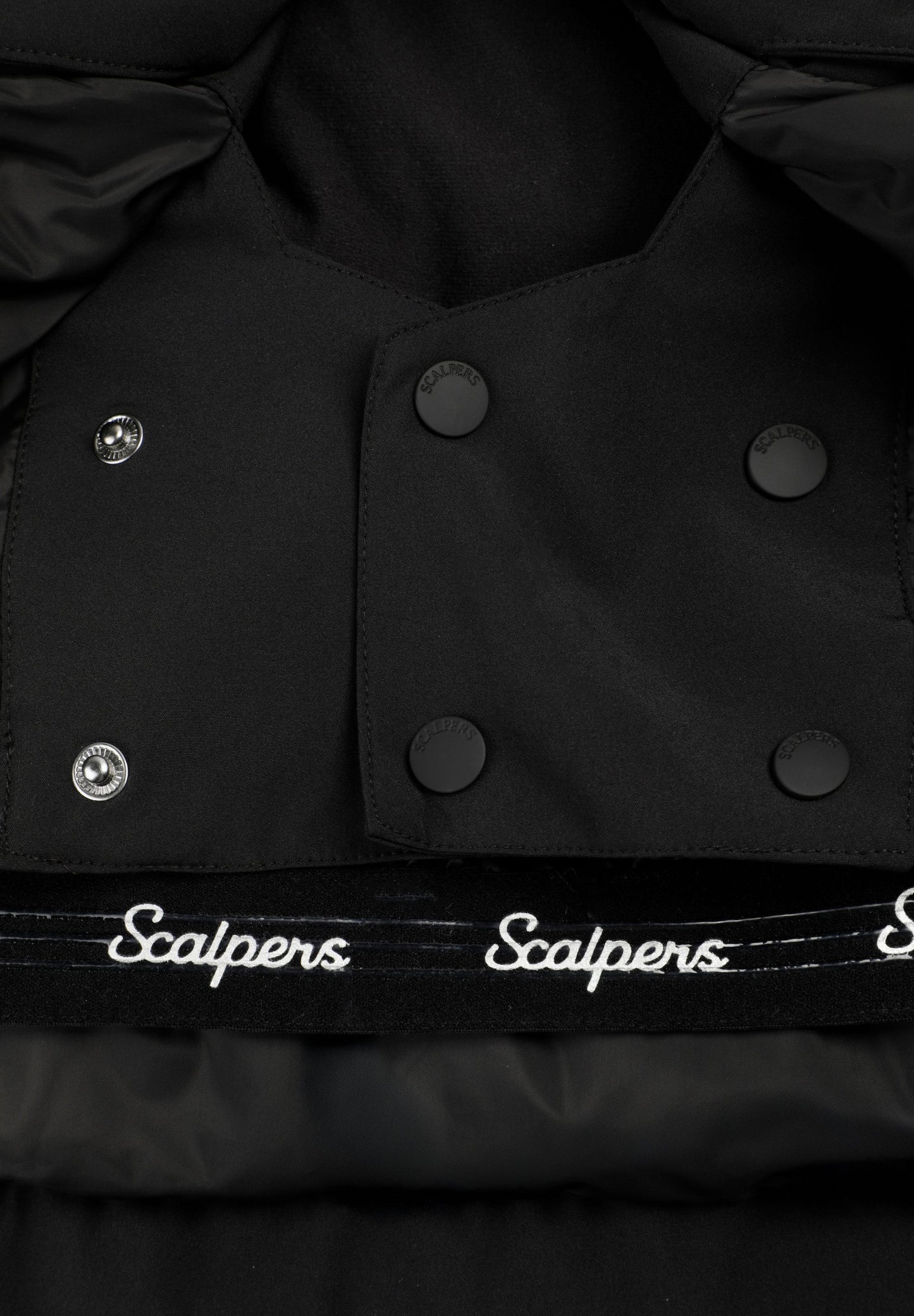 ZWEIFARBIGE SKIJACKE IM CARDIGAN-STIL