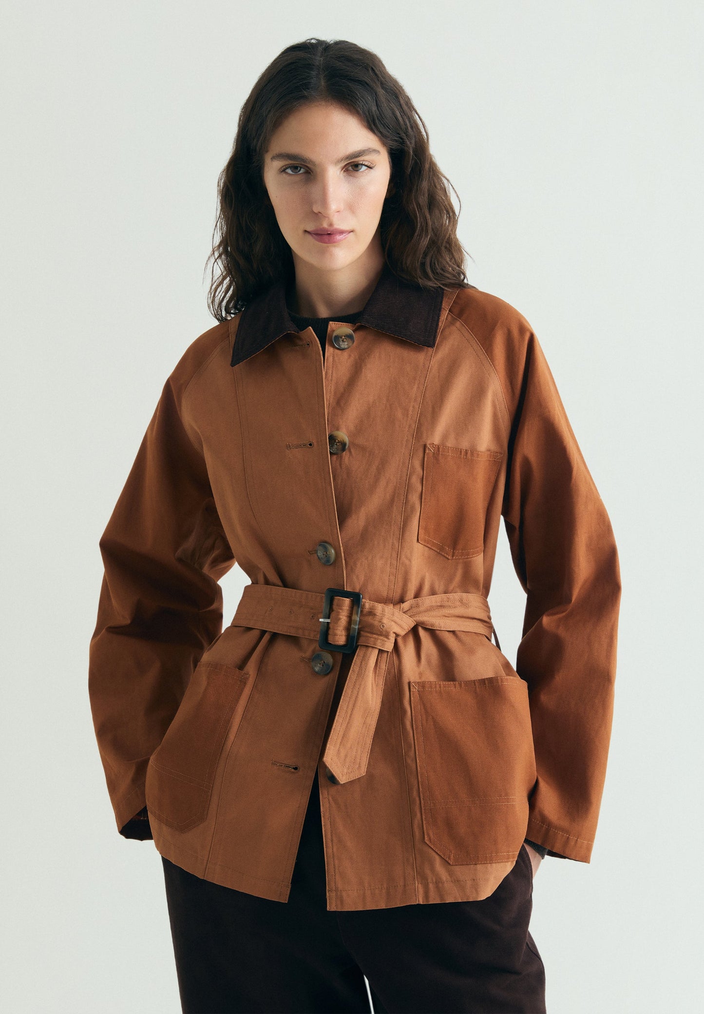 GEWACHSTER ZWEIFARBIGER CARDIGAN