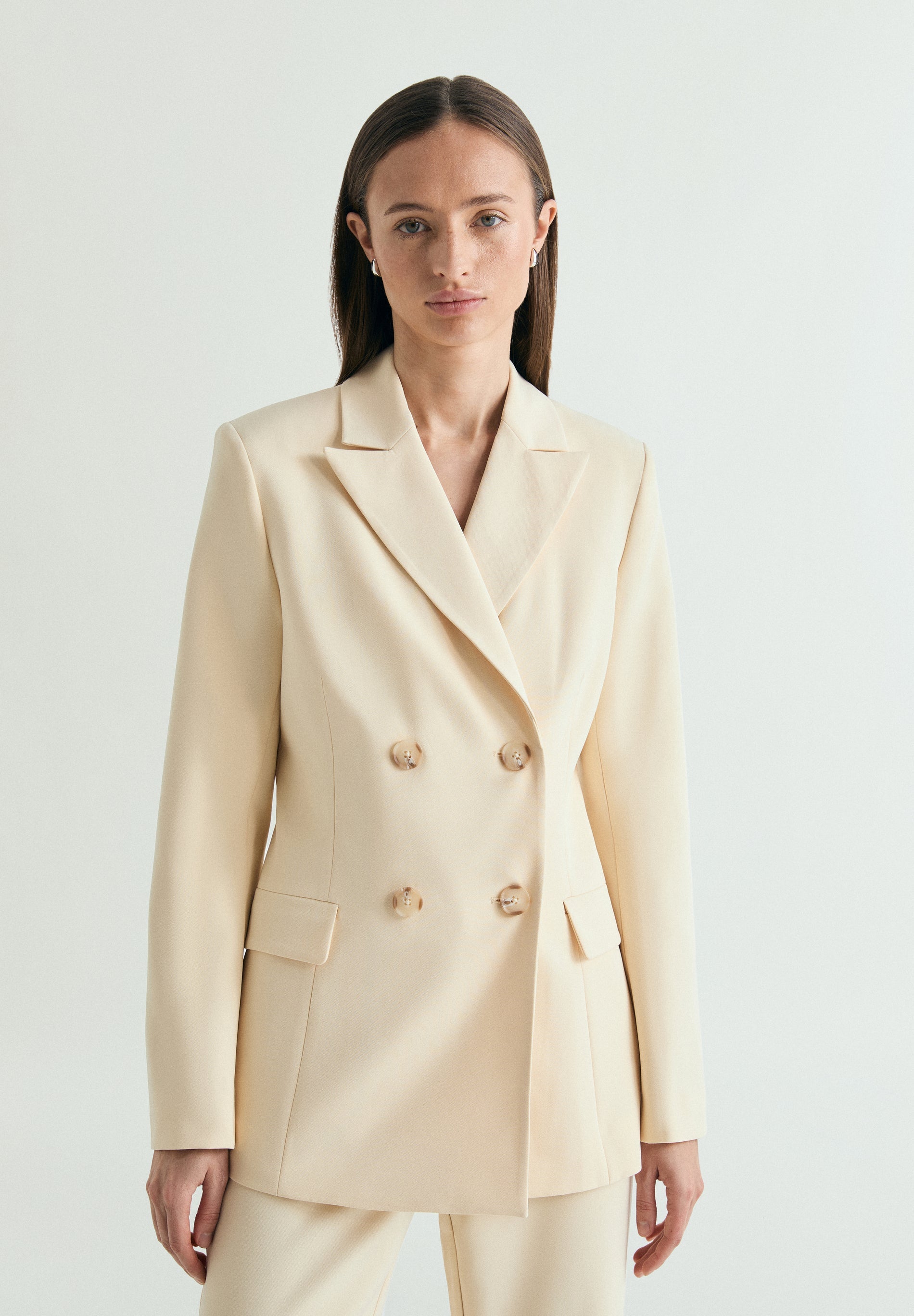 UNIFARBENER ÜBERKREUZTER BLAZER