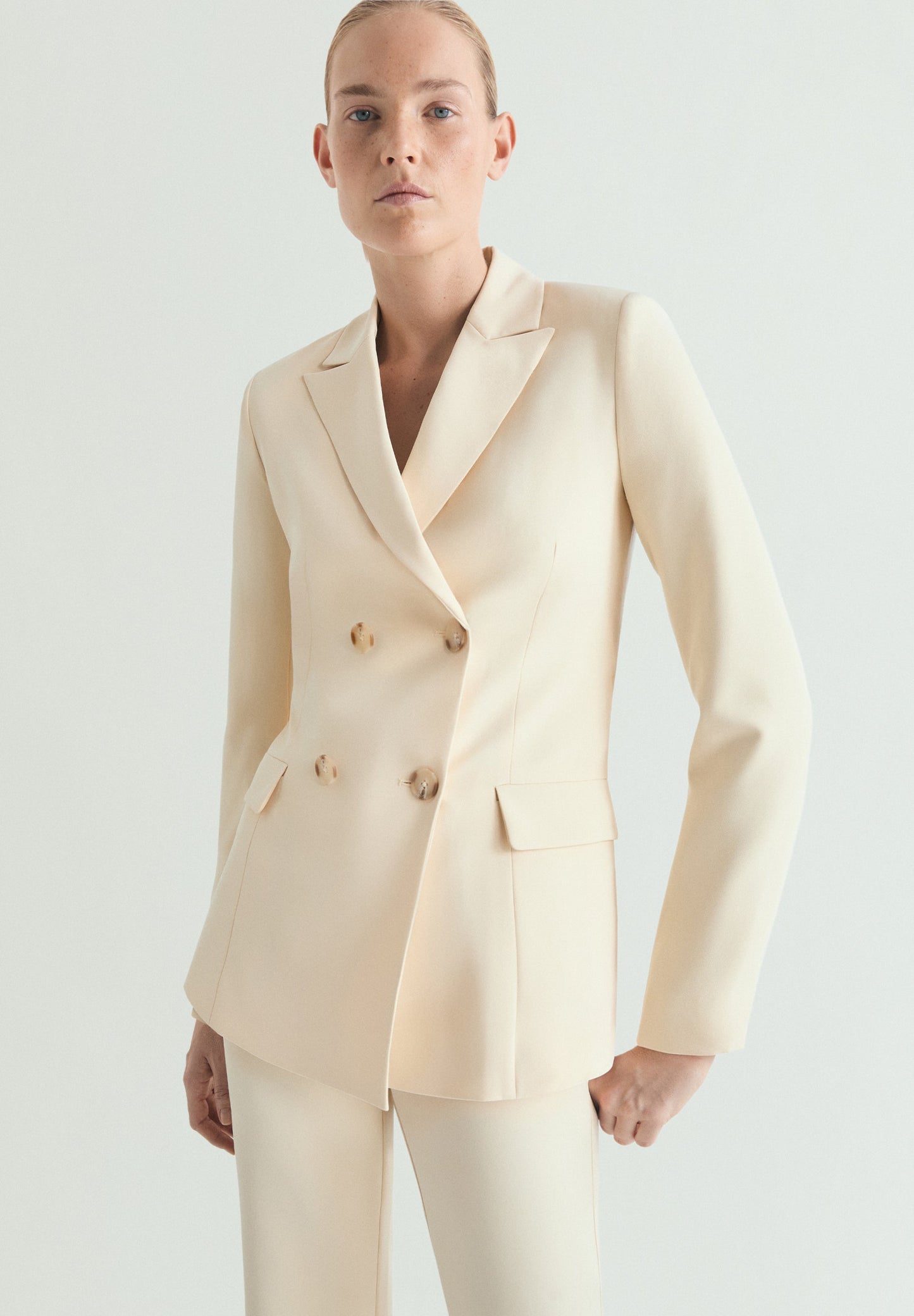 PLAIN DOUBLE-BREASTED BLAZER