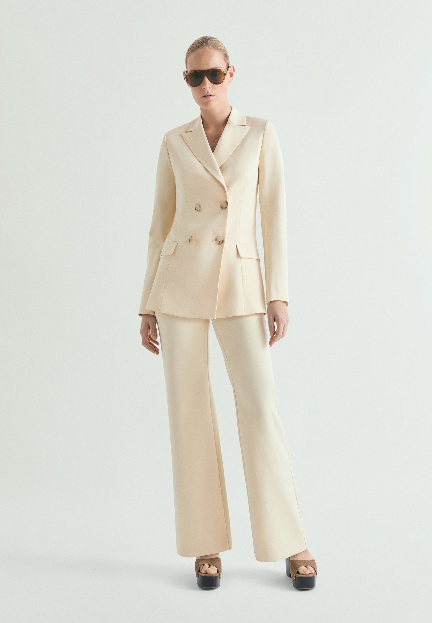 PLAIN DOUBLE-BREASTED BLAZER