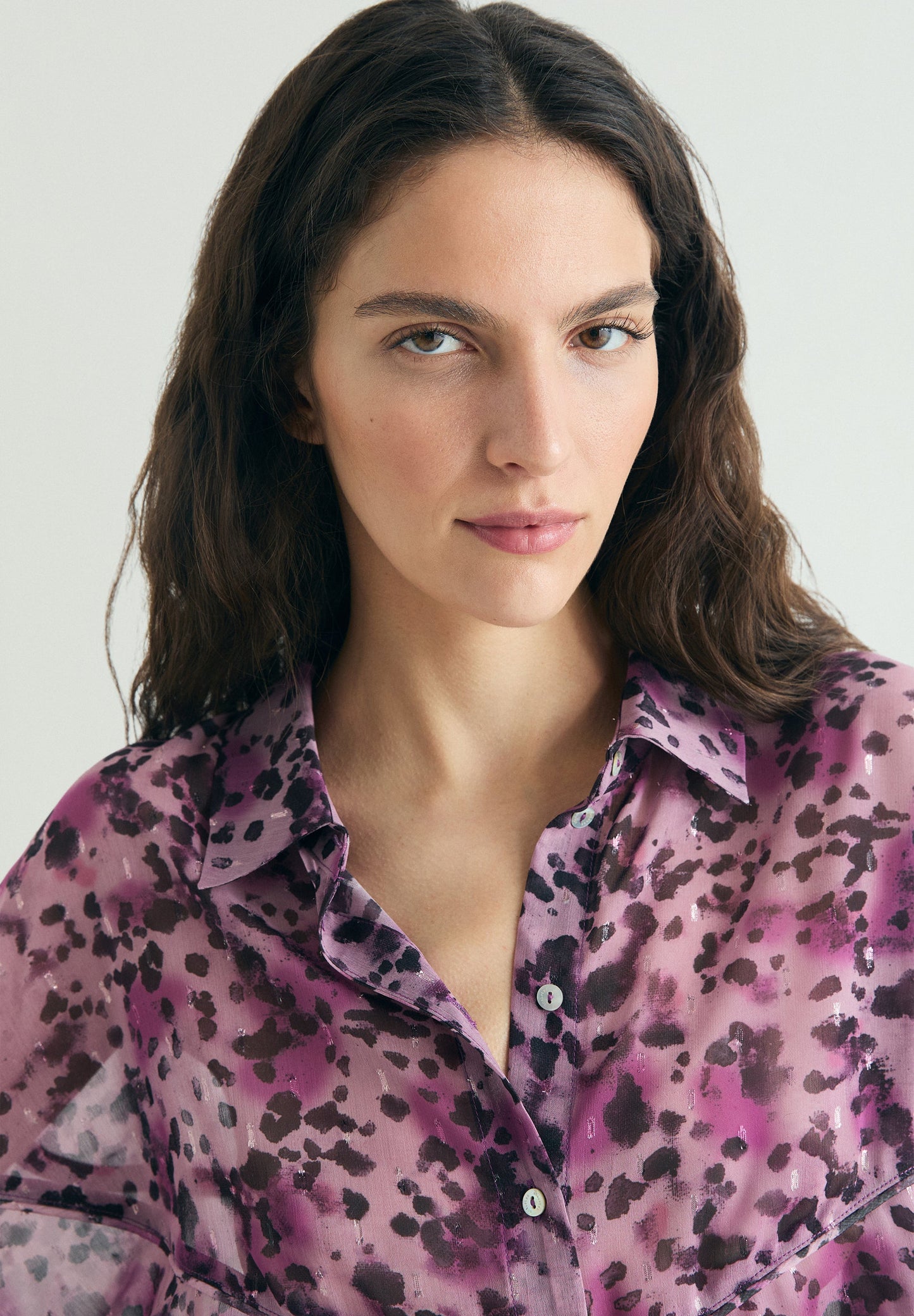ANIMAL PRINT FLUID BLOUSE