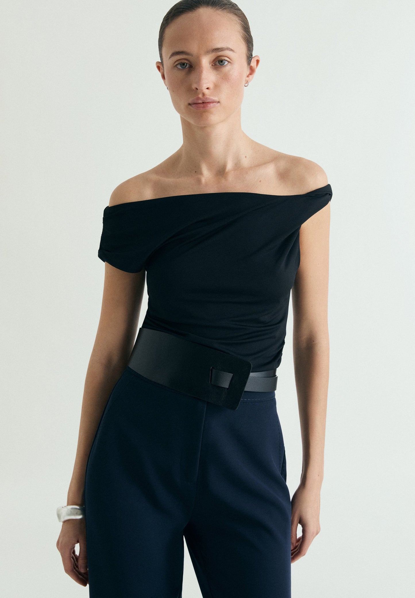 T-SHIRT DRAPÉ ASYMÉTRIQUE