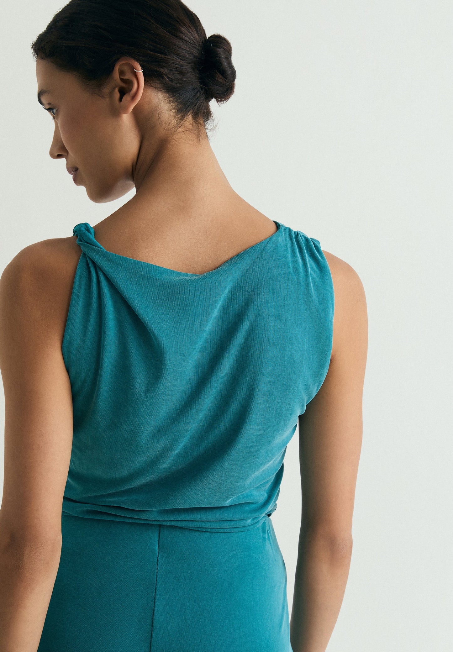 ASYMMETRIC DRAPED T-SHIRT