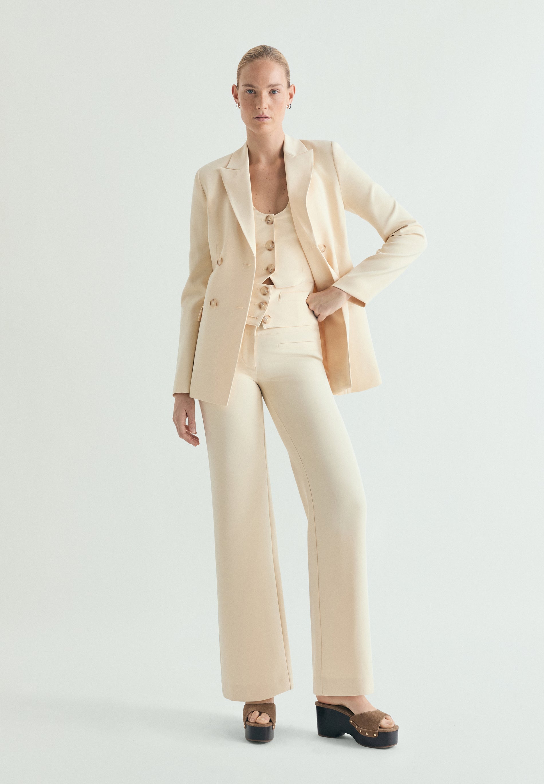 PANTALON FLUIDE DÉTAIL TAILLE