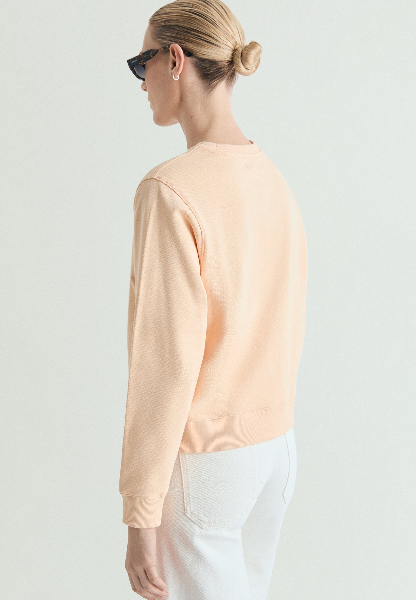 BASIC SKULL SWEATSHIRT