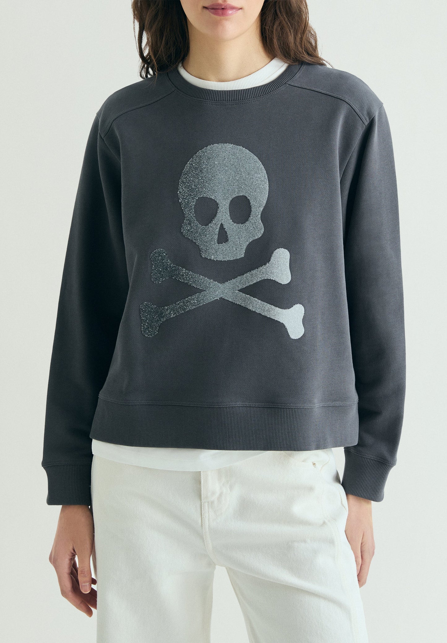 GLITTER SKULL SWEATSHIRT