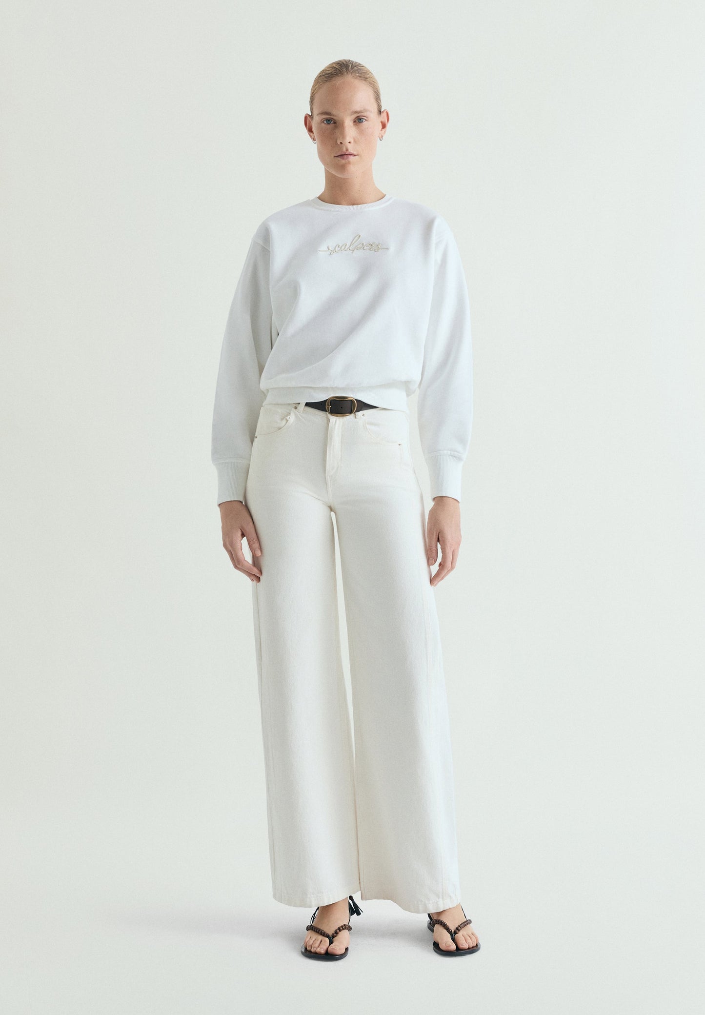 SWEATSHIRT MIT STICKEREI