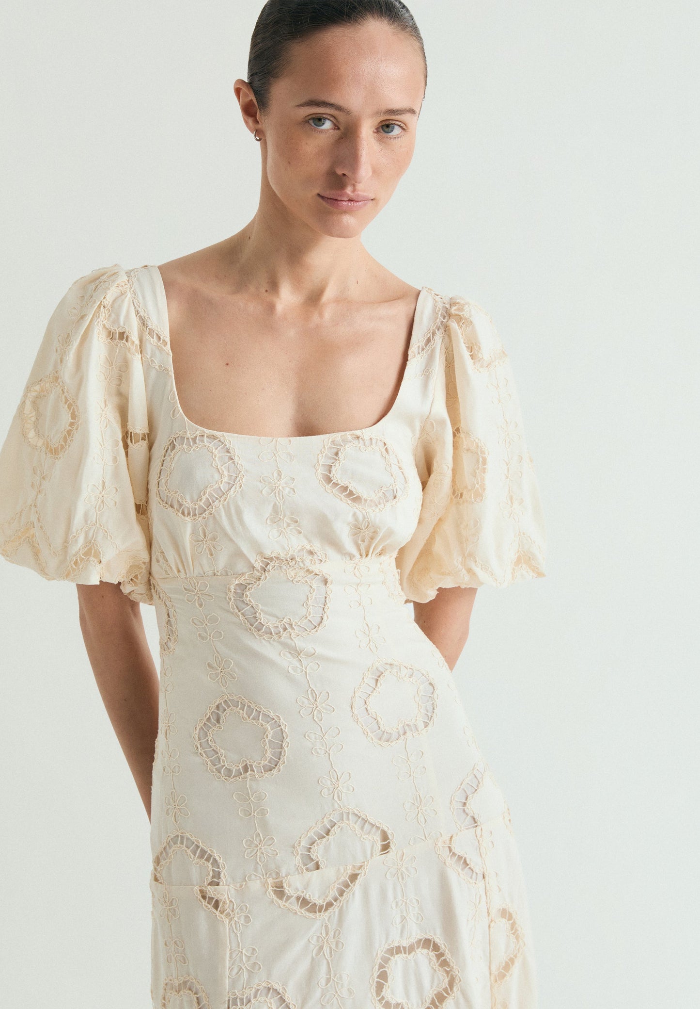 PUFF SLEEVE MIDI DRESS¡