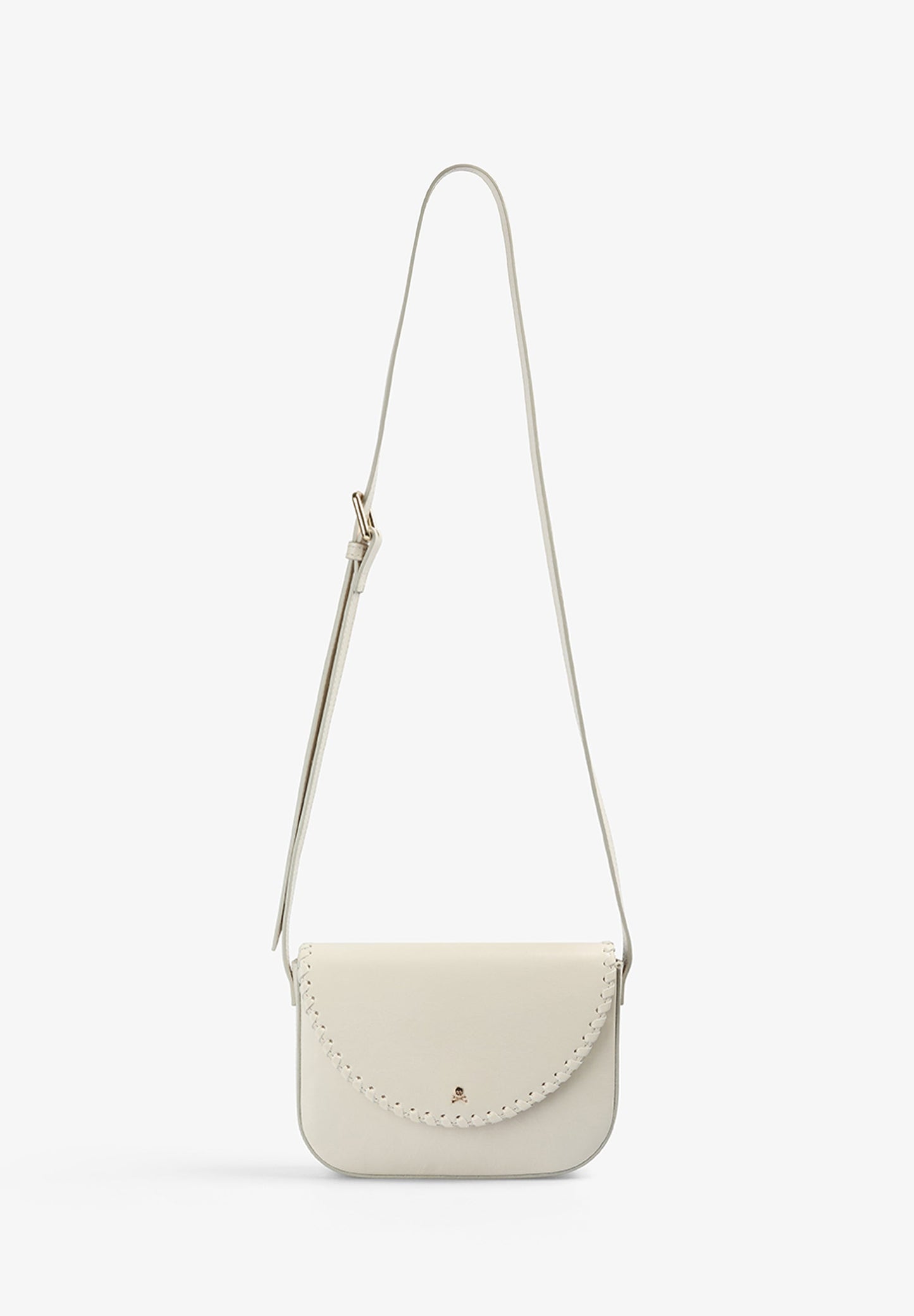 UMHÄNGETASCHE AUS GEFLOCHTENEM LEDER