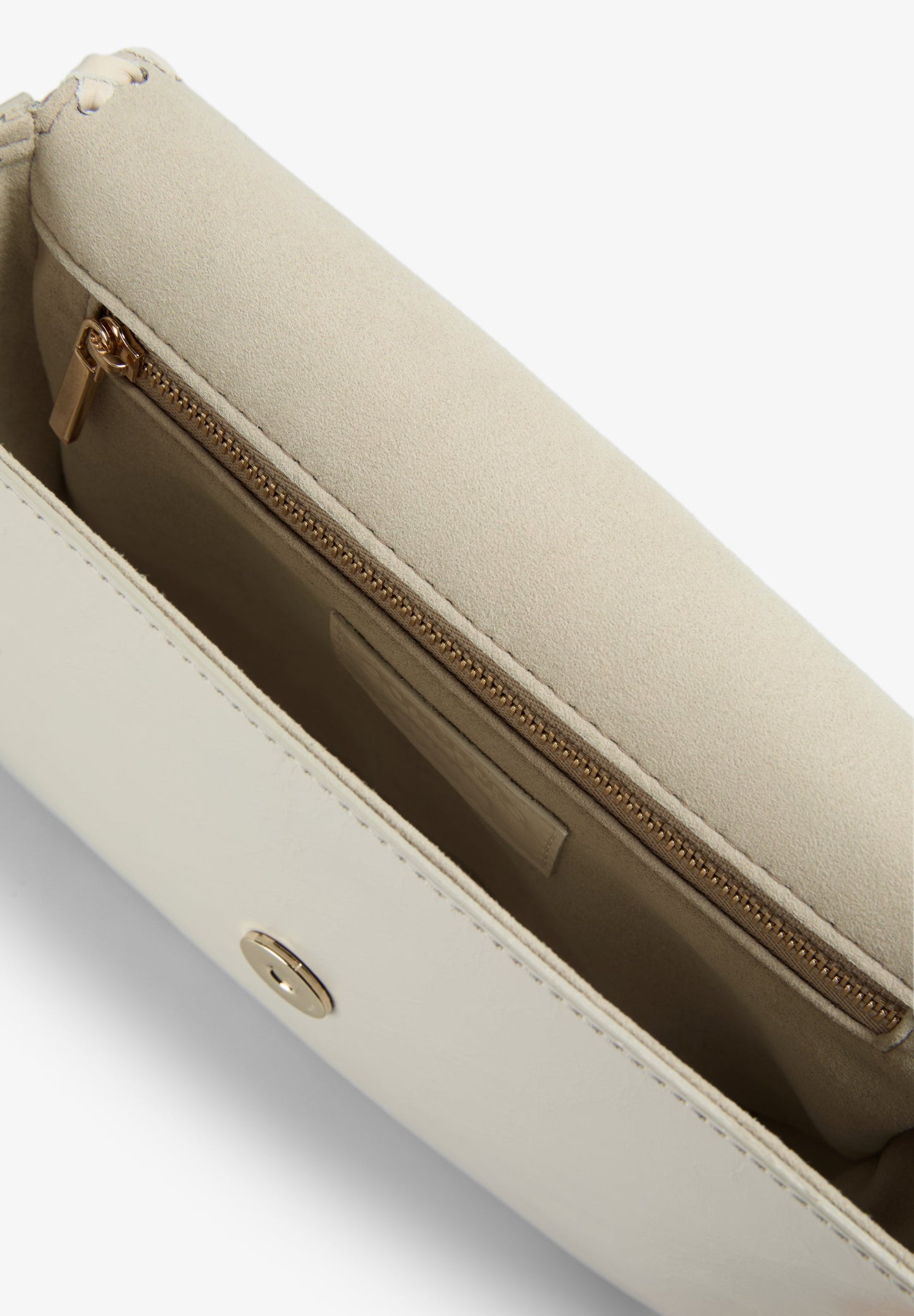 UMHÄNGETASCHE AUS GEFLOCHTENEM LEDER