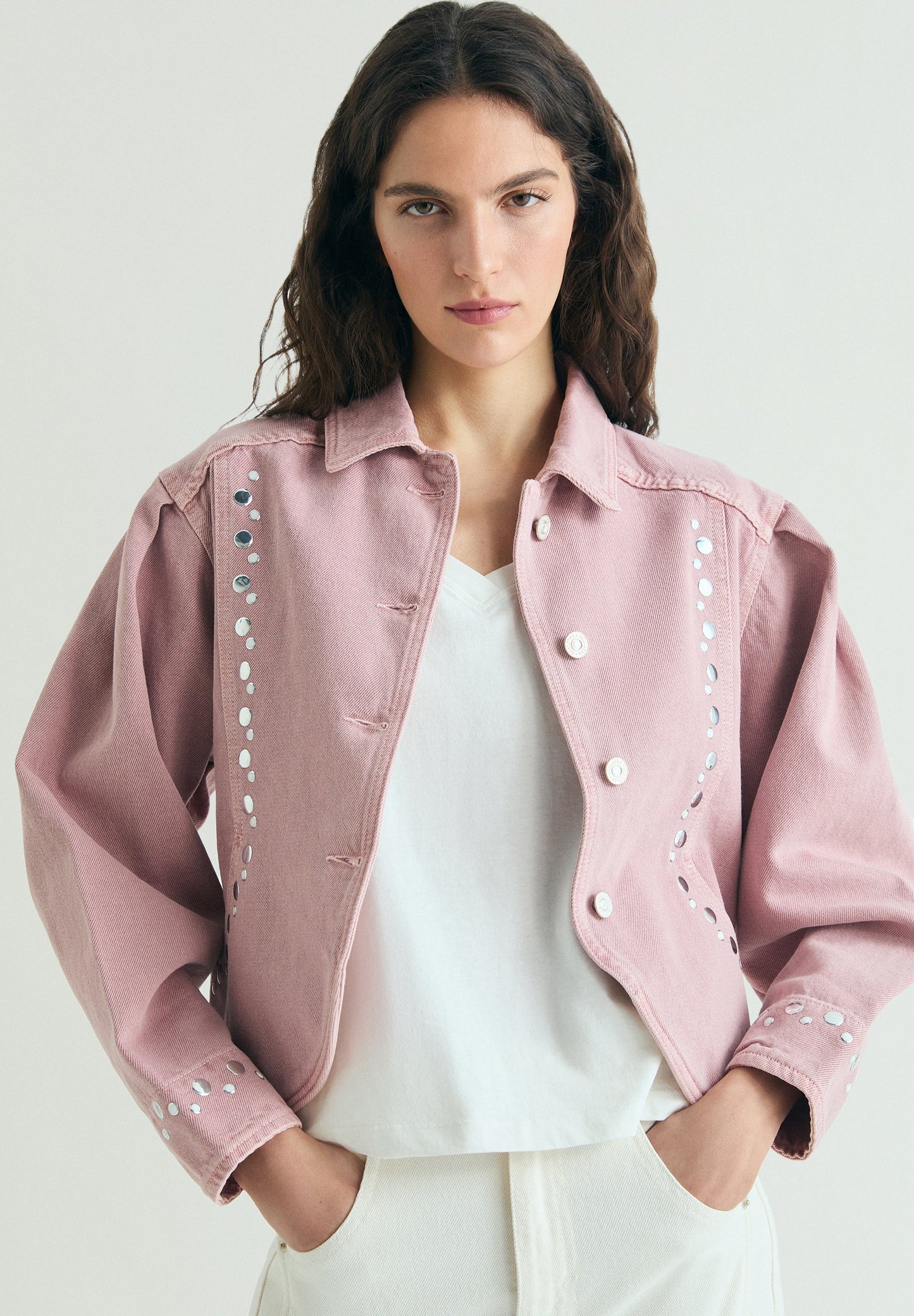 DENIM-CARDIGAN MIT NIETEN
