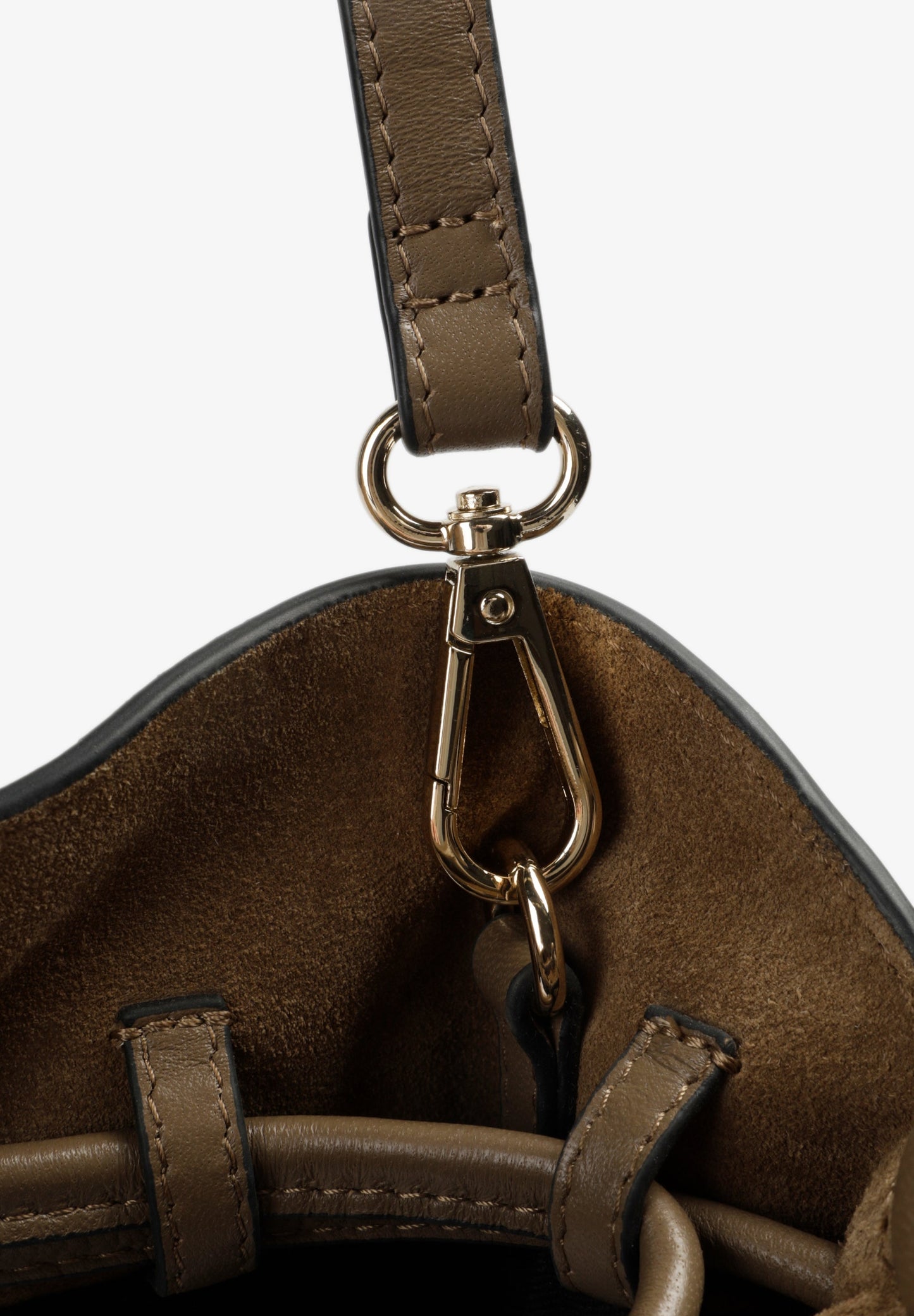 LEATHER BUCKET BAG