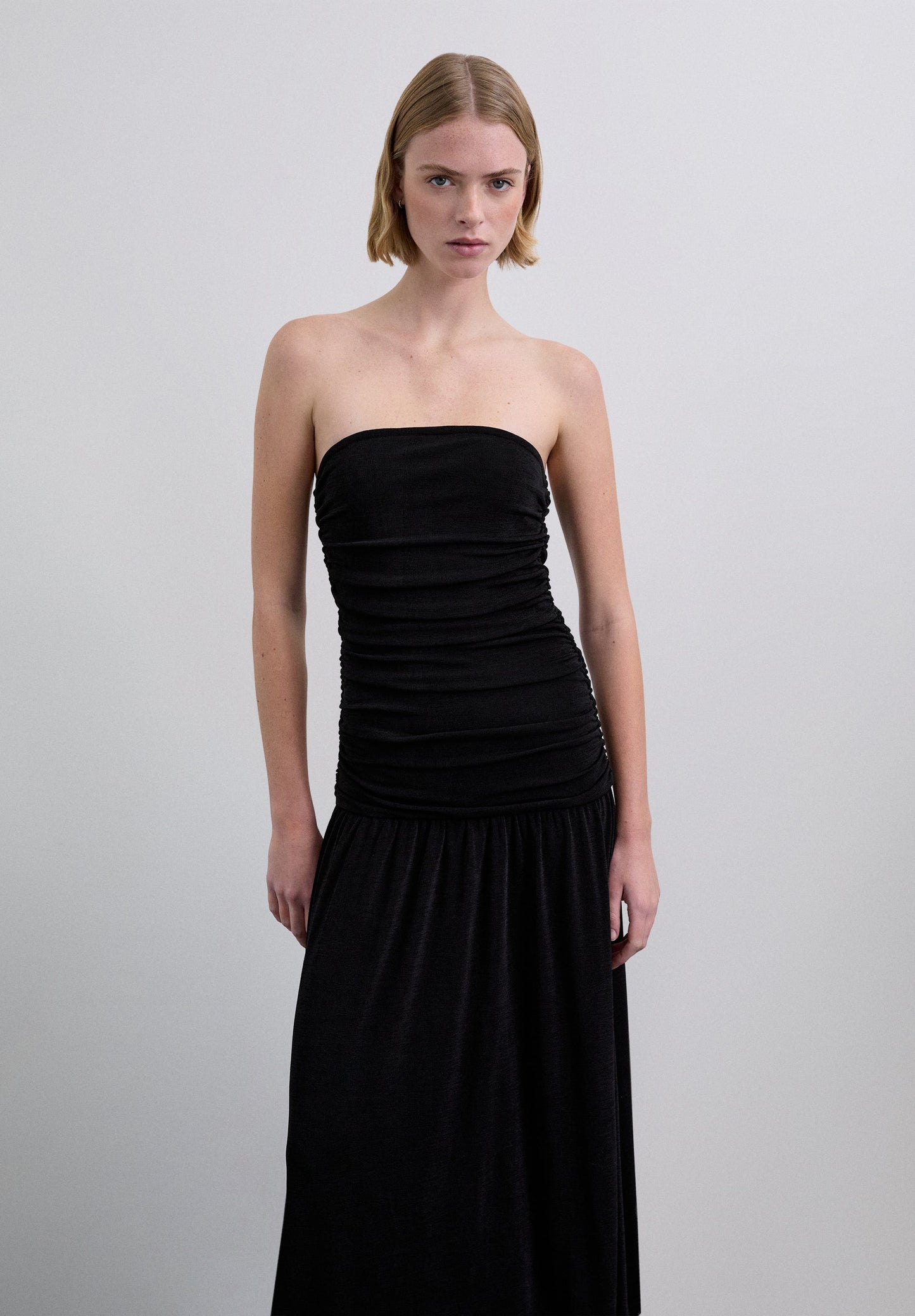 GATHERED KNIT DRESS