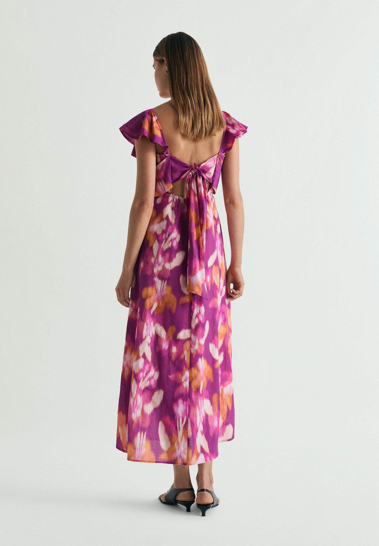 SCRUFFLE OPEN LINEN DRESS