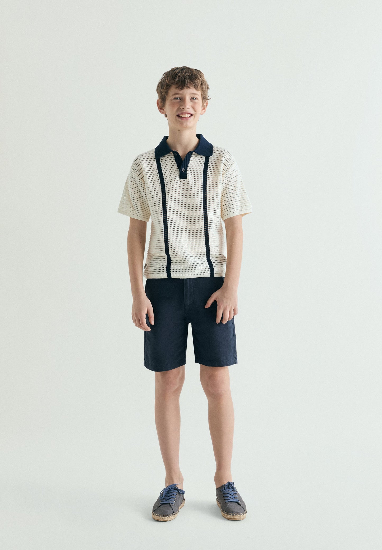 REGULAR FIT LINEN BERMUDA SHORTS