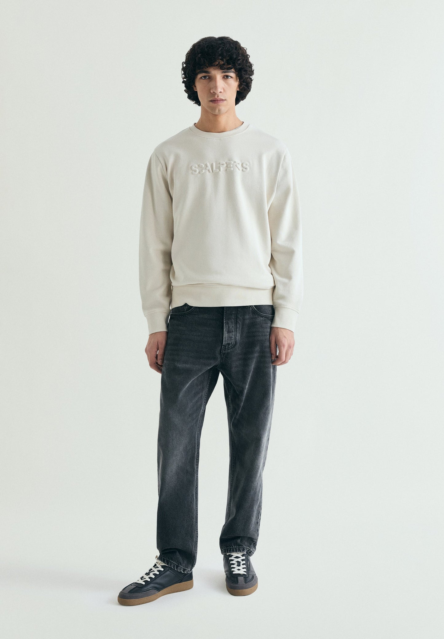 SWEATSHIRT WITH EMBOSSED SKULL