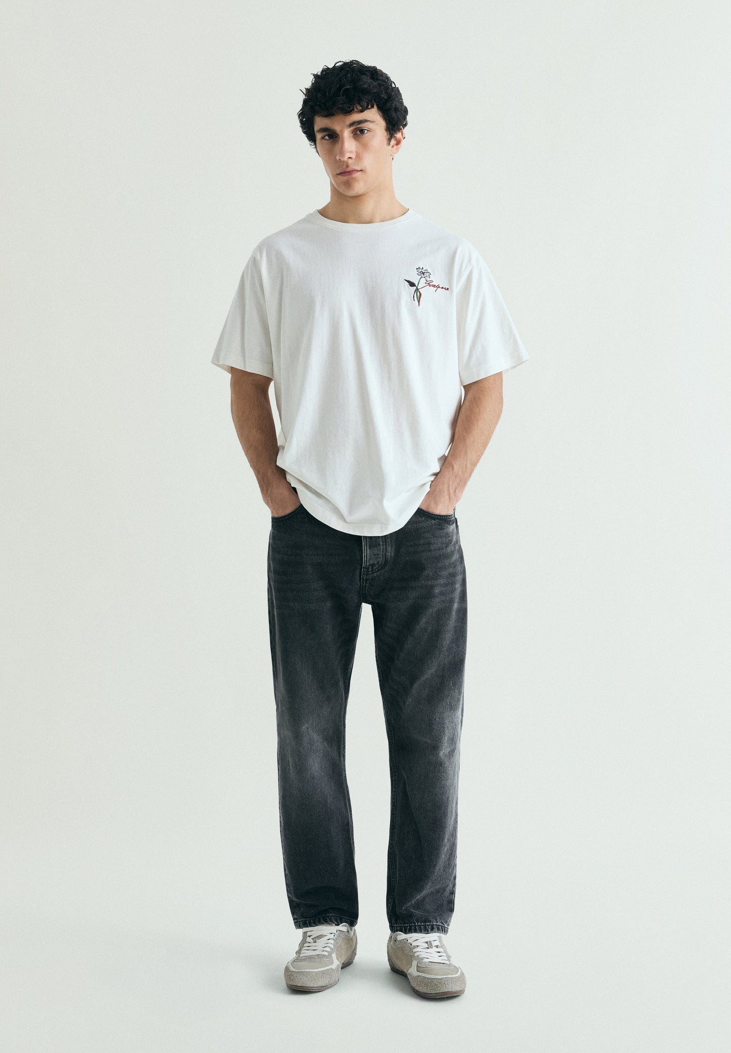 RELAXED FIT PRINTED T-SHIRT