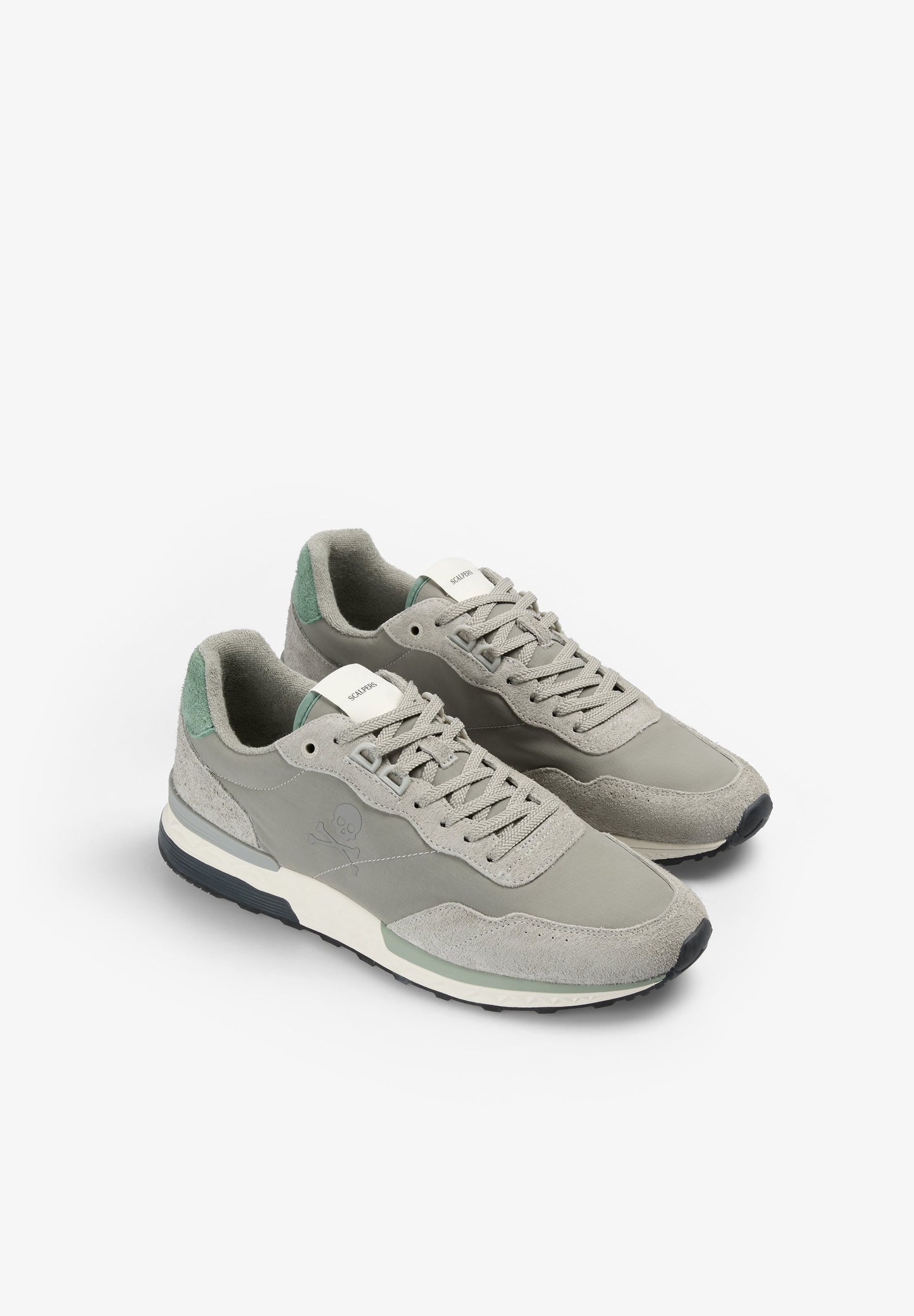 SNEAKERS WITH SIDE SKULL