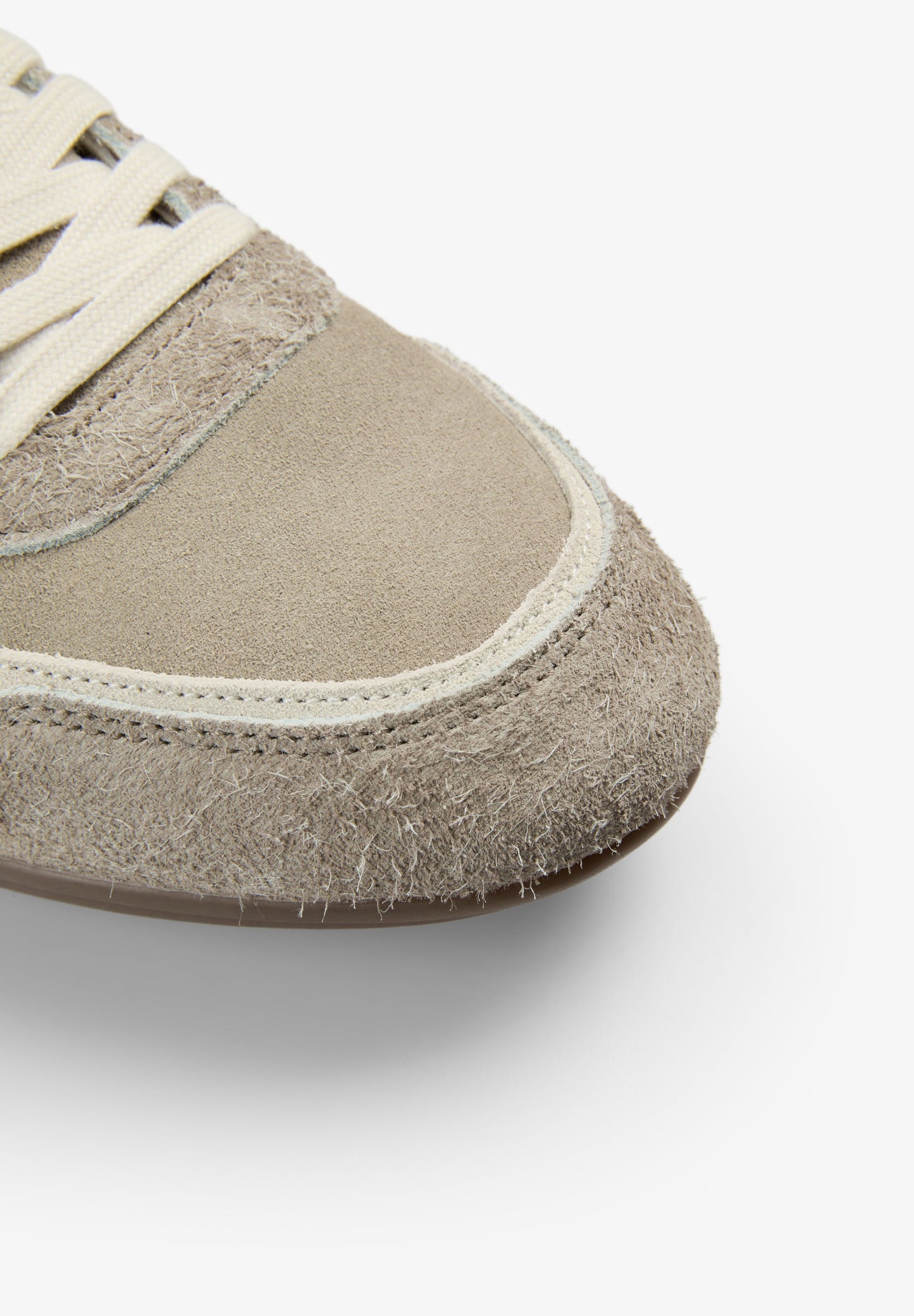 LOW TOP SUEDE SNEAKERS