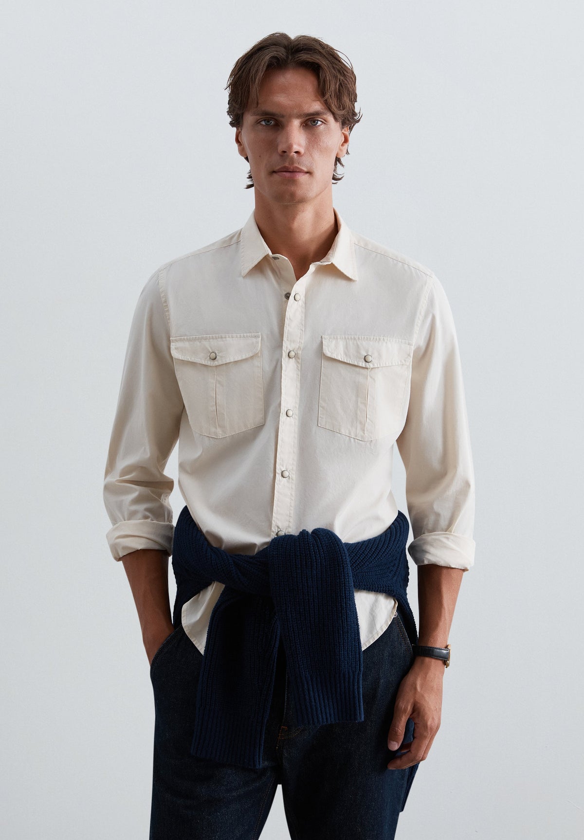 CAMICIA TASCHE E BOTTONI