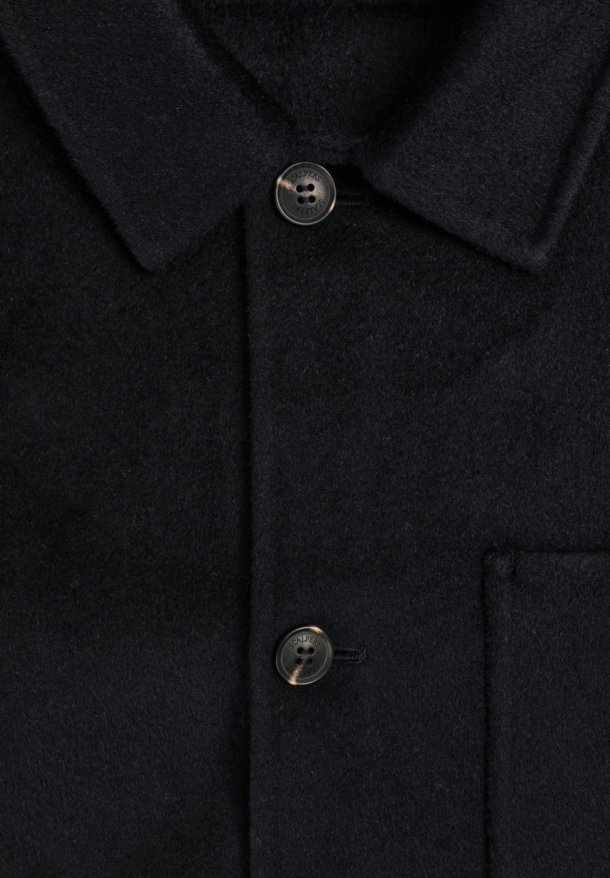 WOLLJACKE MIT KNÖPFEN