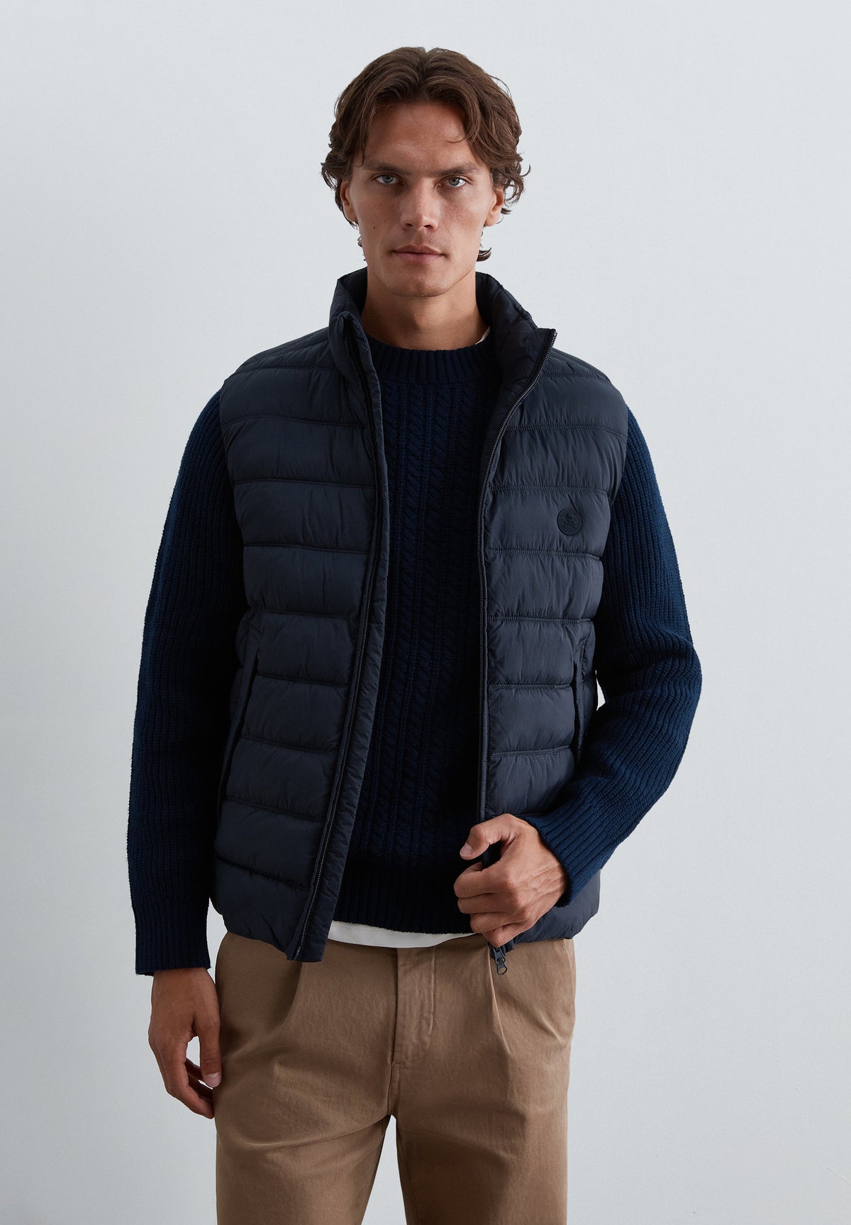 PUFFER VEST WITH POCKETS