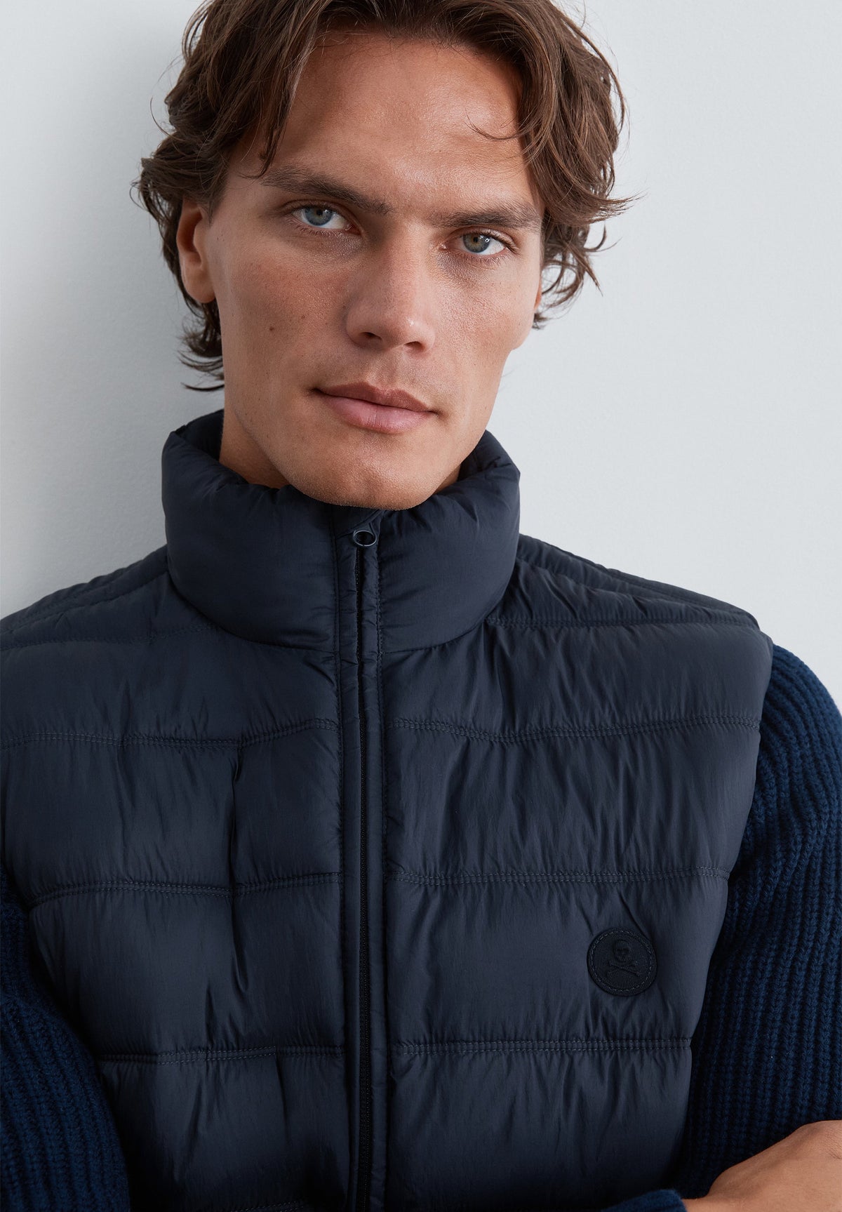 PUFFER VEST WITH POCKETS