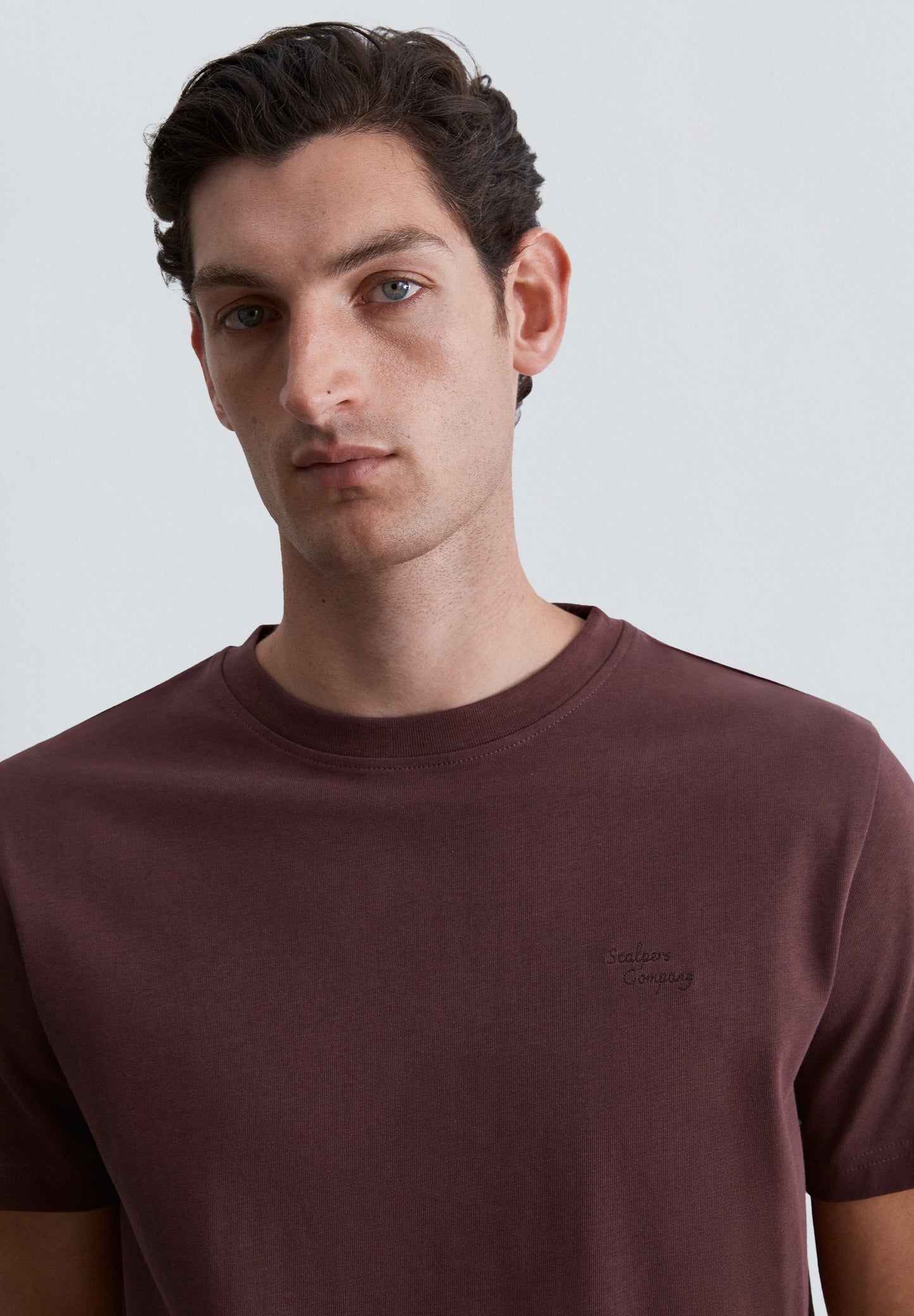 T-SHIRT MIT STICKEREI AUS HEAVY JERSEY