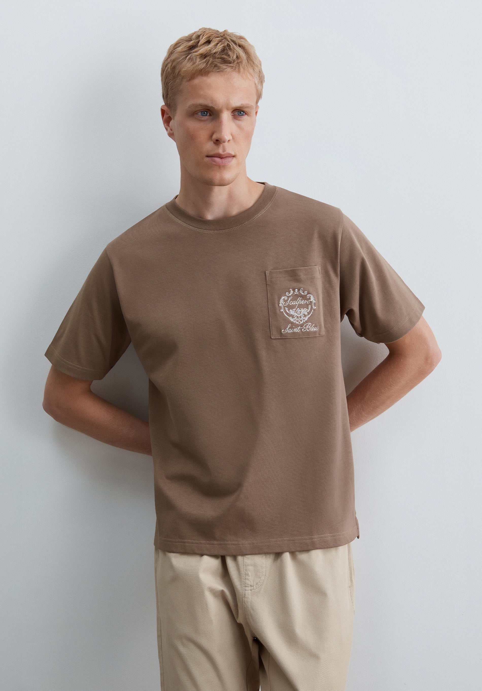 T-SHIRT BRODÉ BOXY FIT