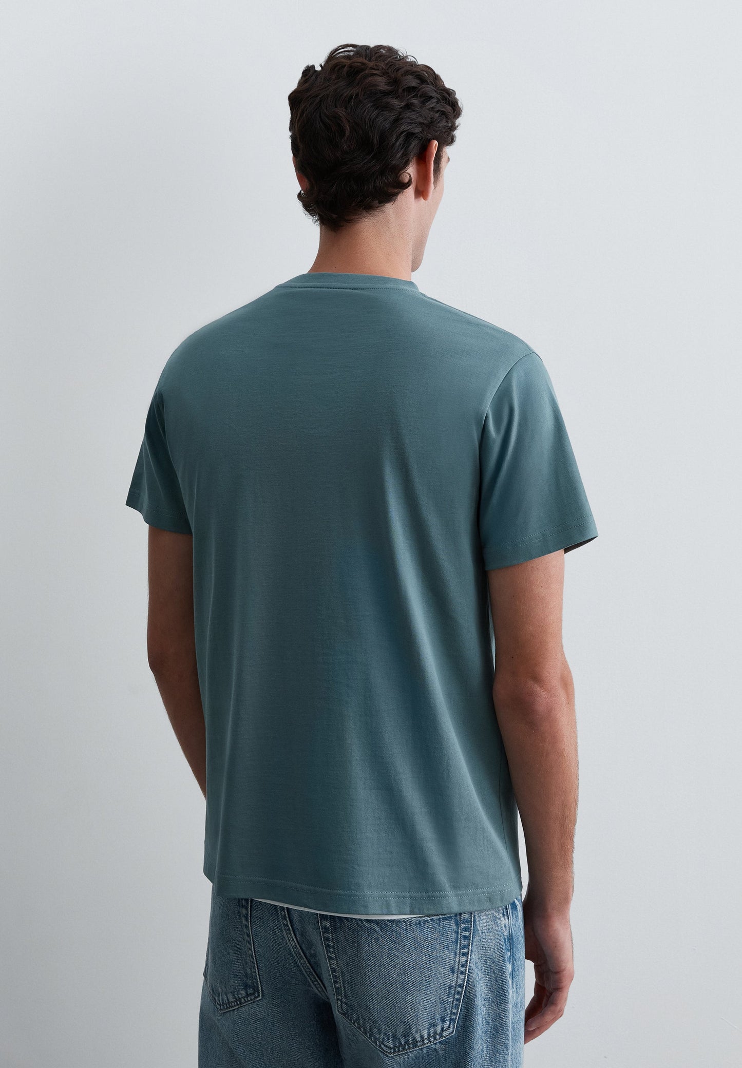 REGULAR FIT EMBROIDERED T-SHIRT