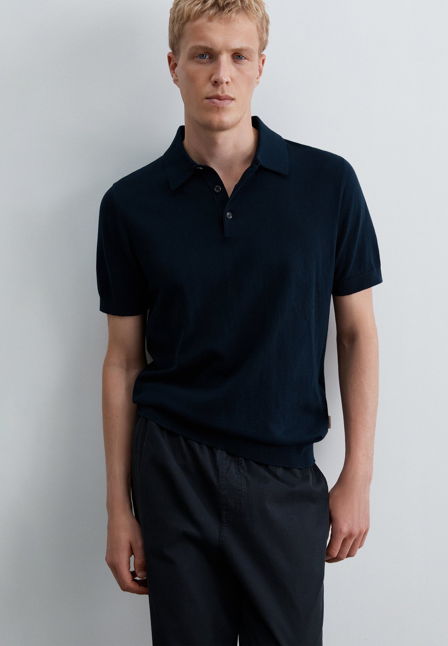 POLOSHIRT IM REGULAR FIT MIT STRUKTUR