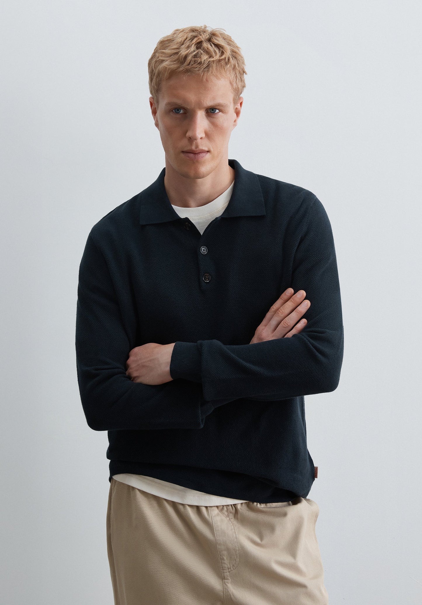 STRICKPULLOVER MIT POLOKRAGEN