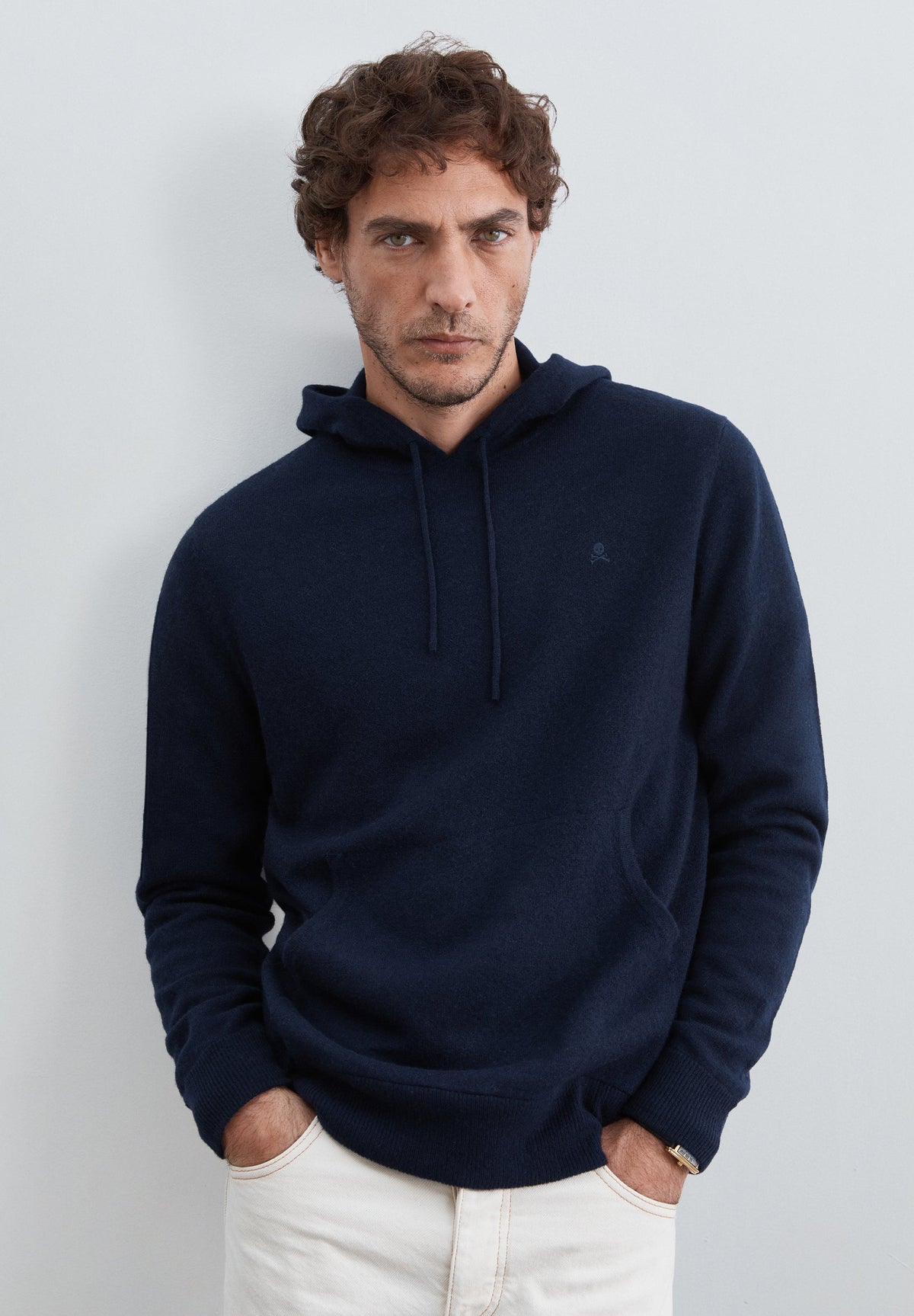 MAGLIA CON CAPPUCCIO LANA