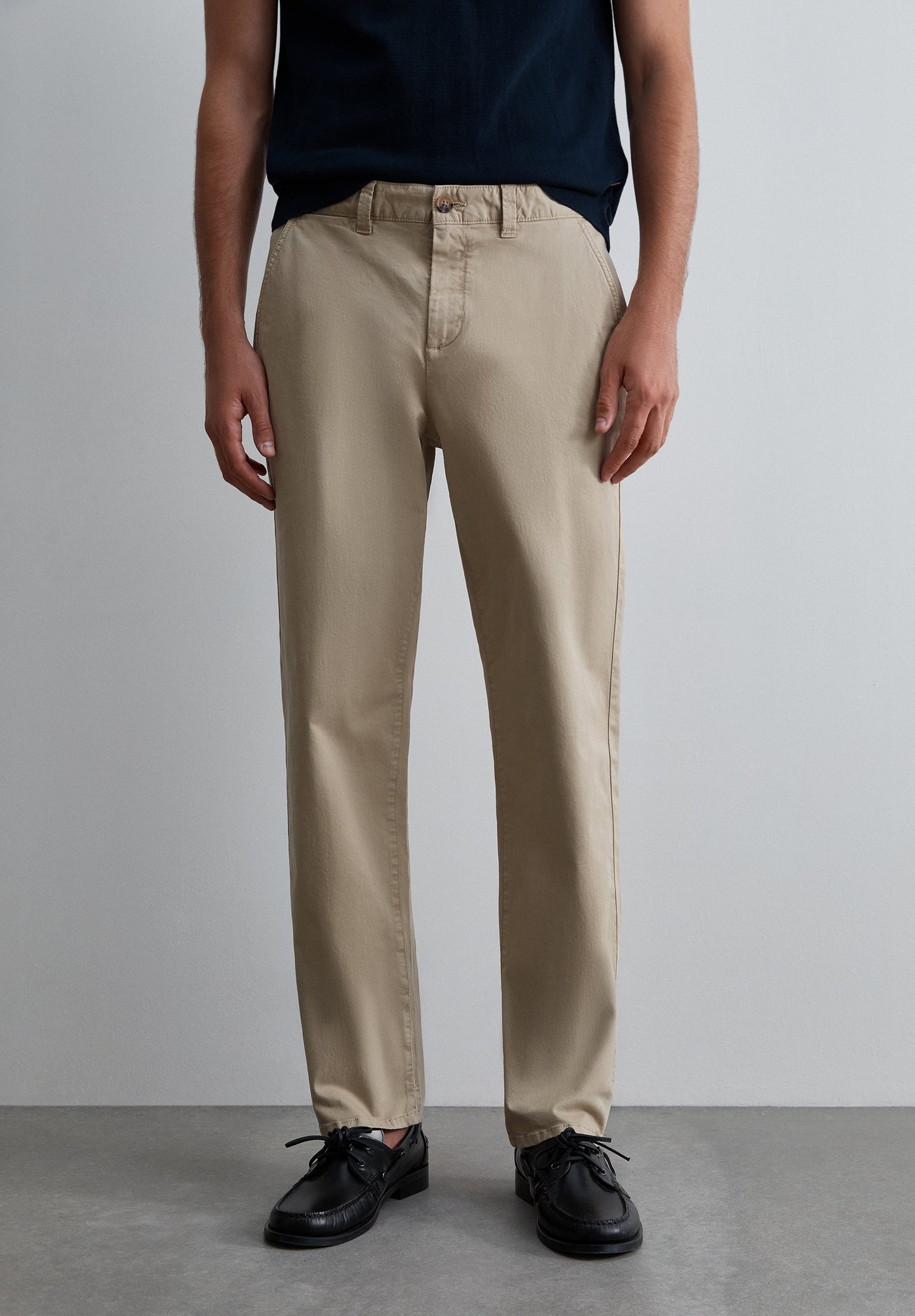 CHINOHOSE IM RELAXED FIT